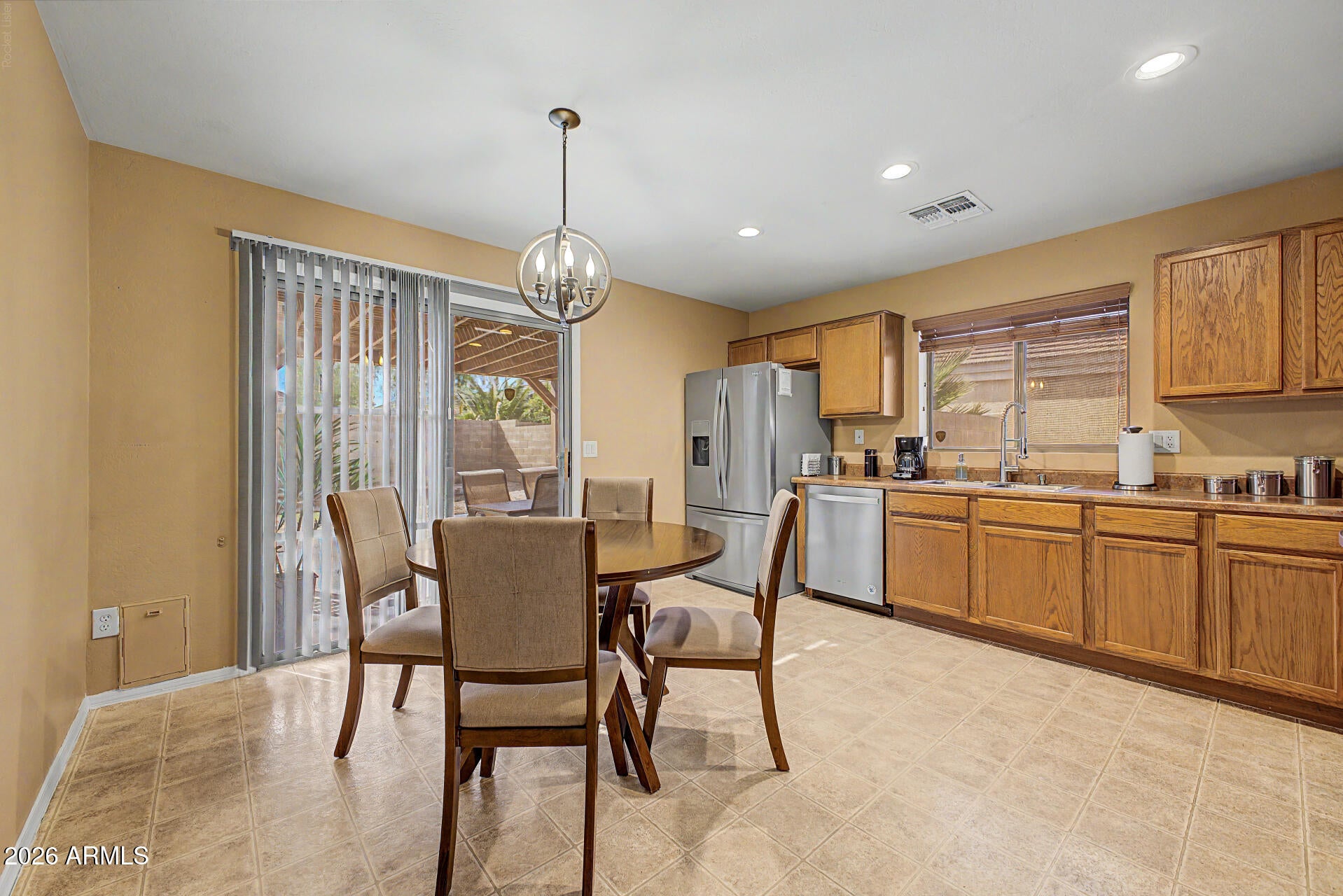 23938 N DESERT Drive