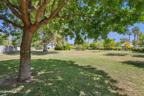 316 E BETHANY HOME Road Phoenix AZ 85012