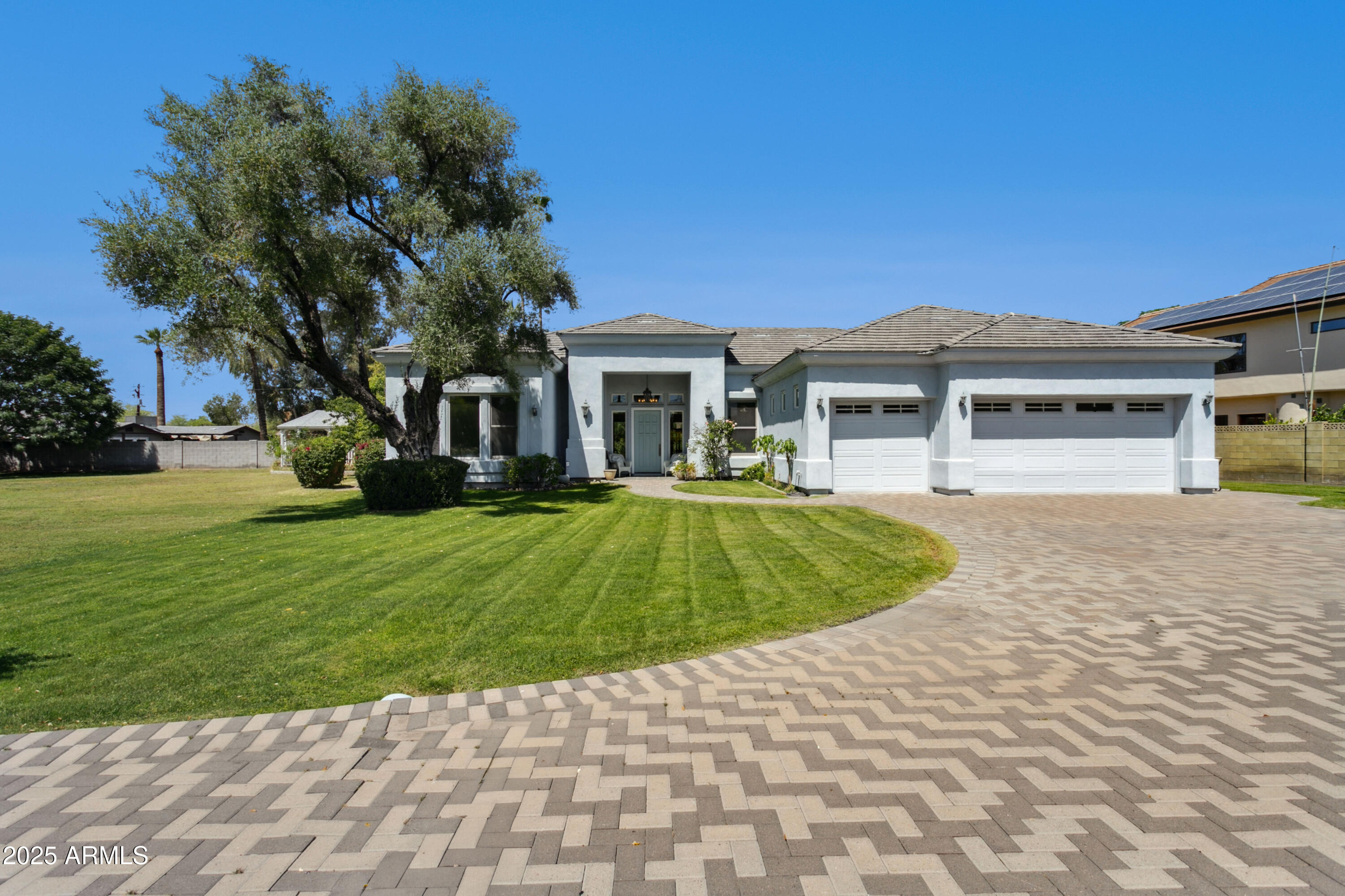 316 E BETHANY HOME Road