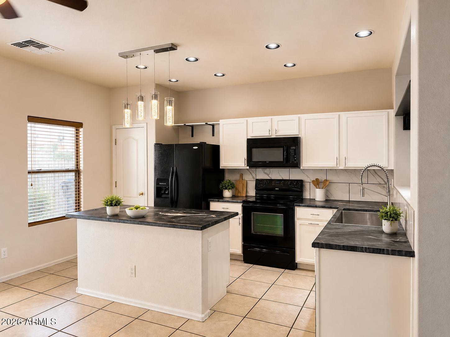 18530 W LEGEND Drive