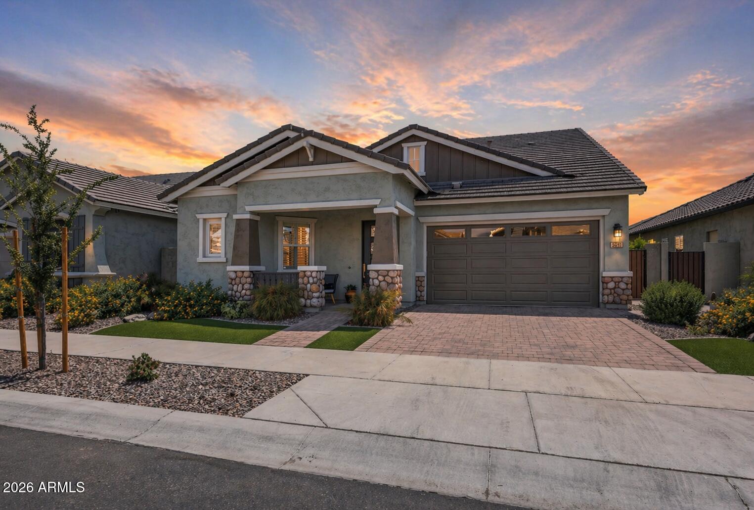 4349 E CLIFTON Avenue