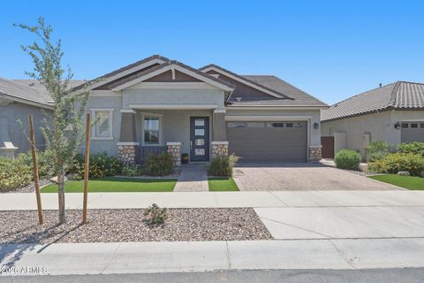 Photo of 4349 E Clifton Avenue, Gilbert, AZ 85295 (MLS # 7018841)