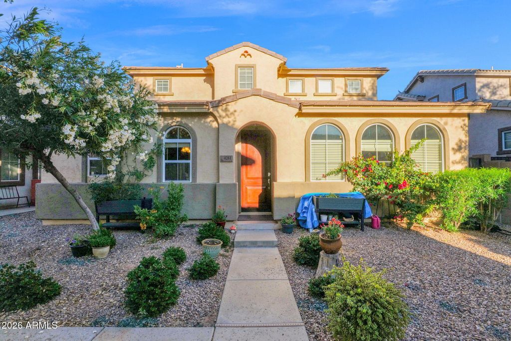 Photo of 4261 E Milky Way, Gilbert, AZ 85295 (MLS # 6998746)