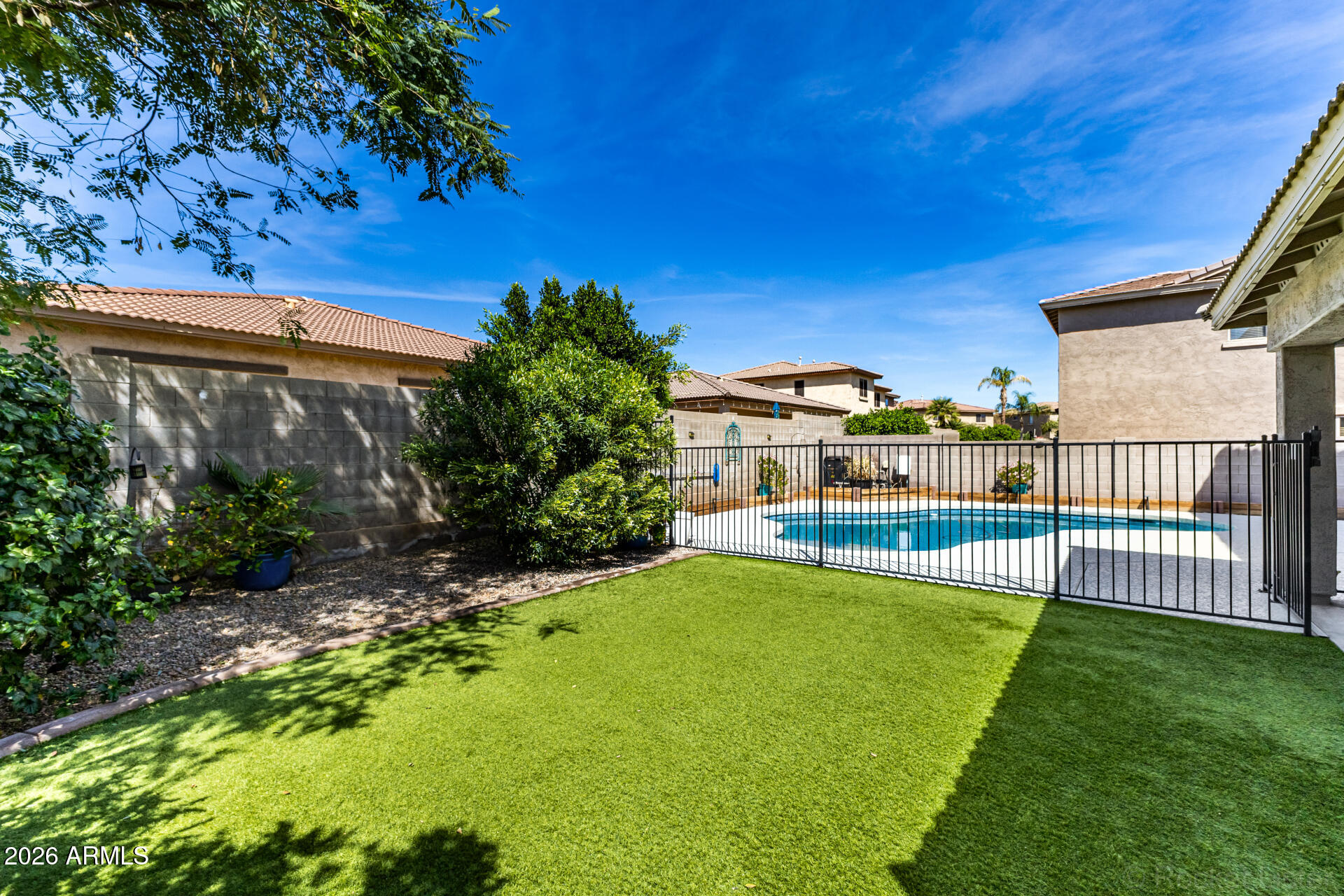 16788 W TETHER Trail