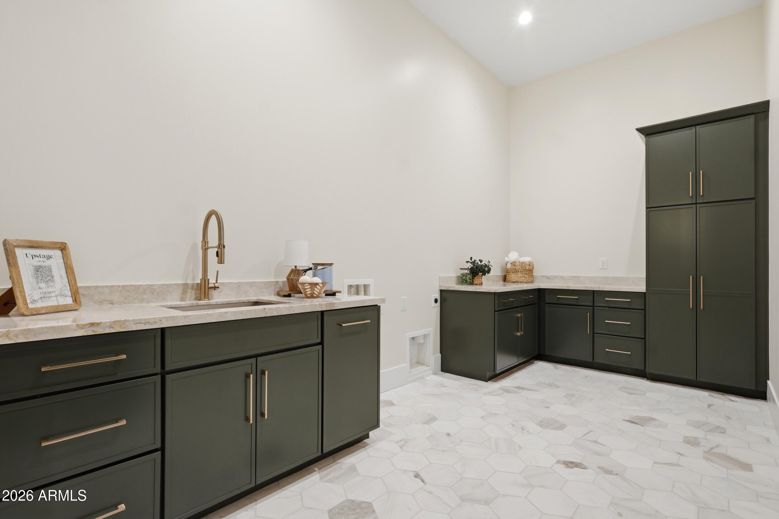MELTON RANCH 2 - Residential