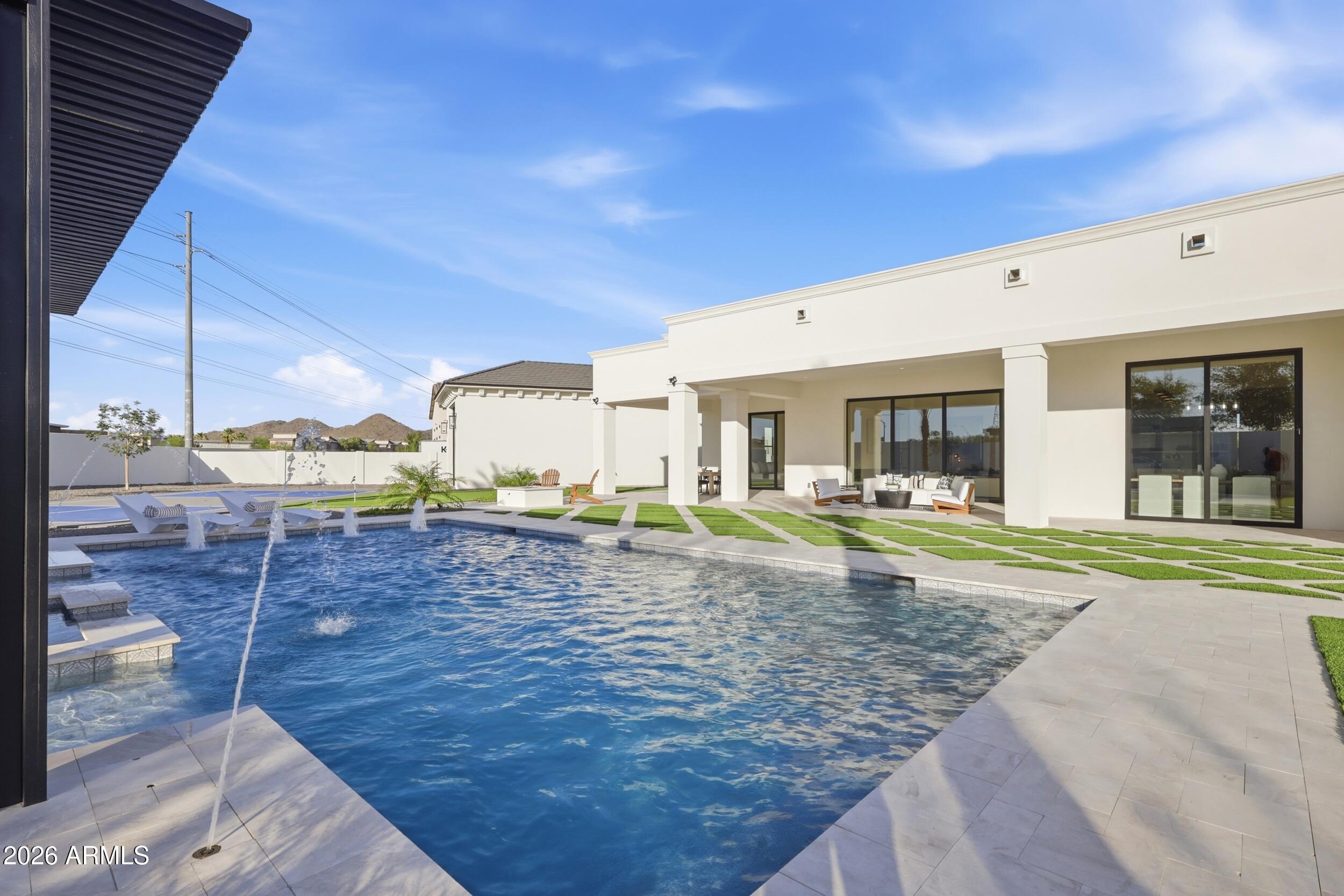 MELTON RANCH 2 - Residential