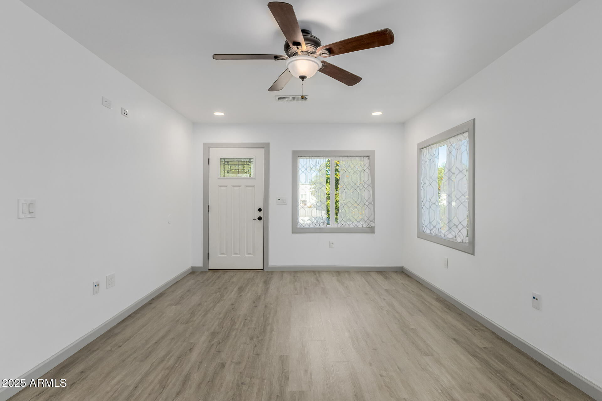 3743 E TAYLOR Street