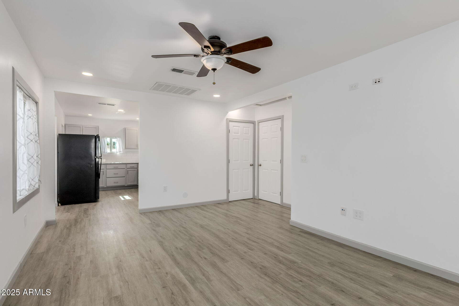 3743 E TAYLOR Street