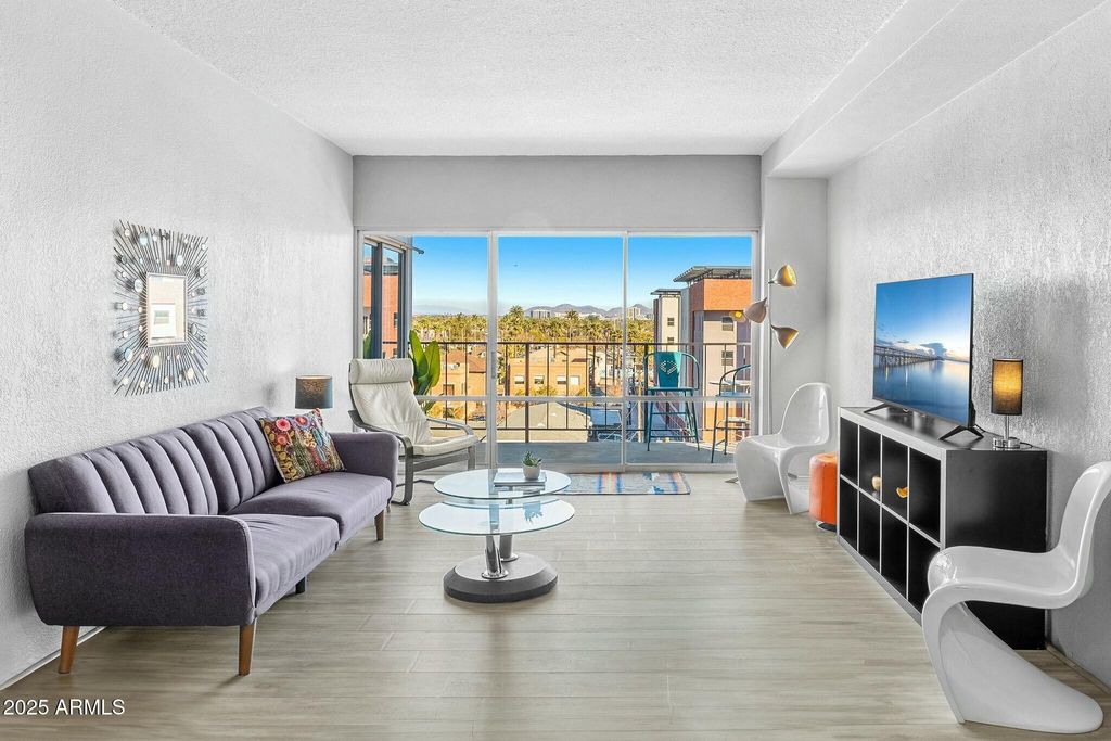 Photo of 805 N 4th Avenue #609, Phoenix, AZ 85003 (MLS # 6975365)