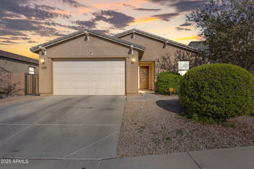 Photo of 40010 W Ganly Way, Maricopa, AZ 85138 (MLS # 6954437)