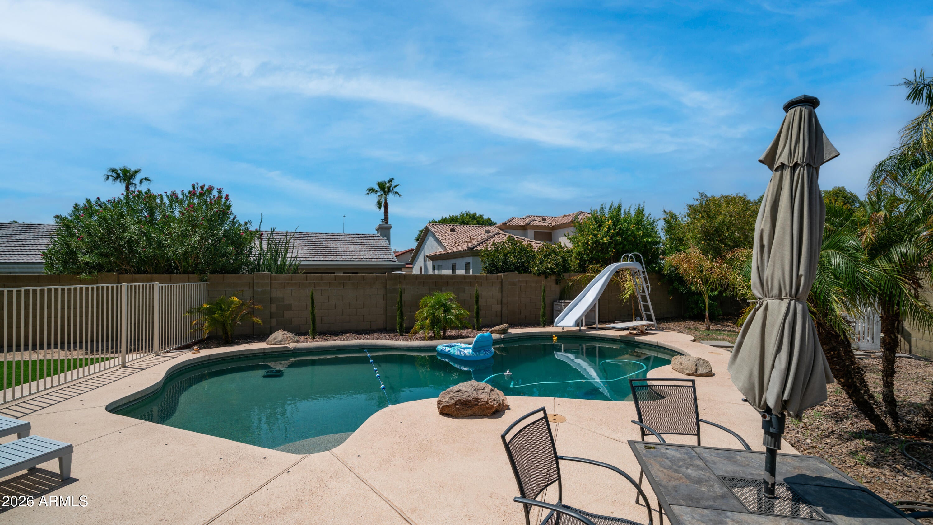 2342 N WINTHROP --
