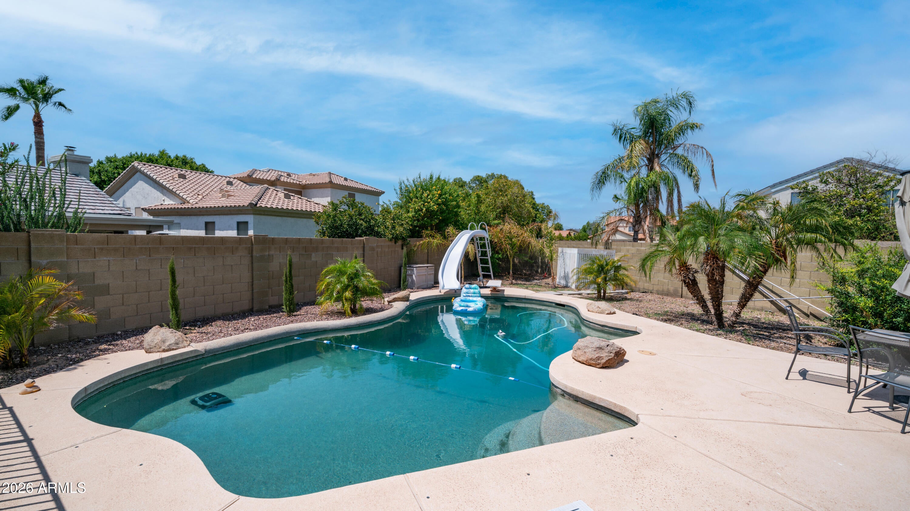 2342 N WINTHROP --