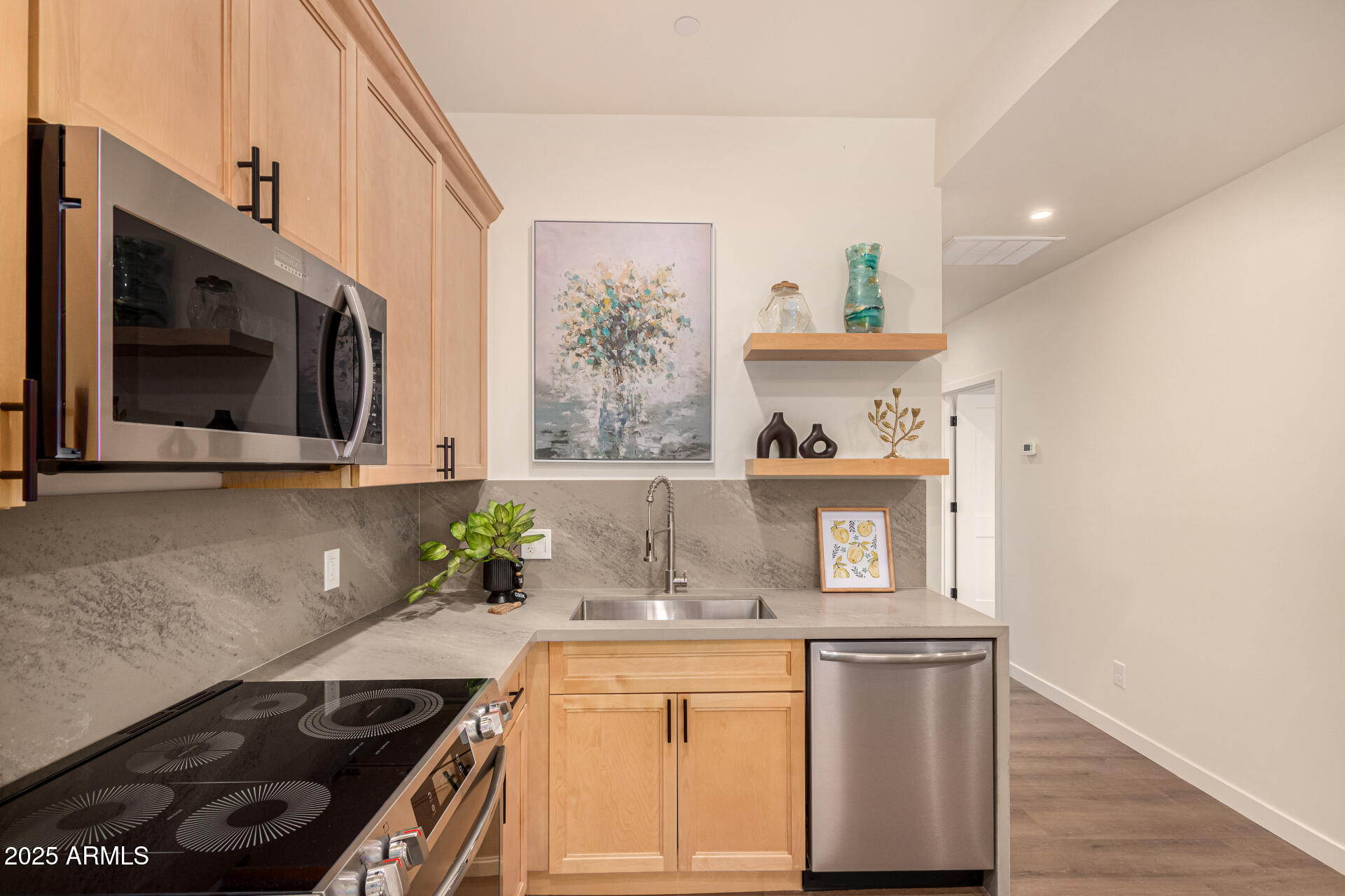 12005 N Panorama Drive 106