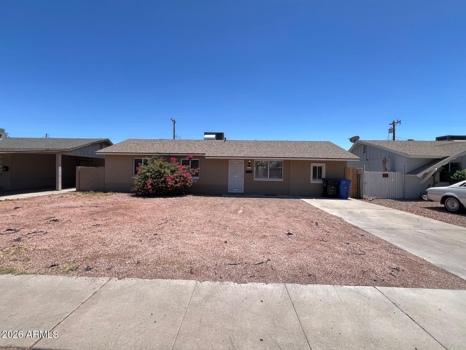 4125 W MULBERRY Drive