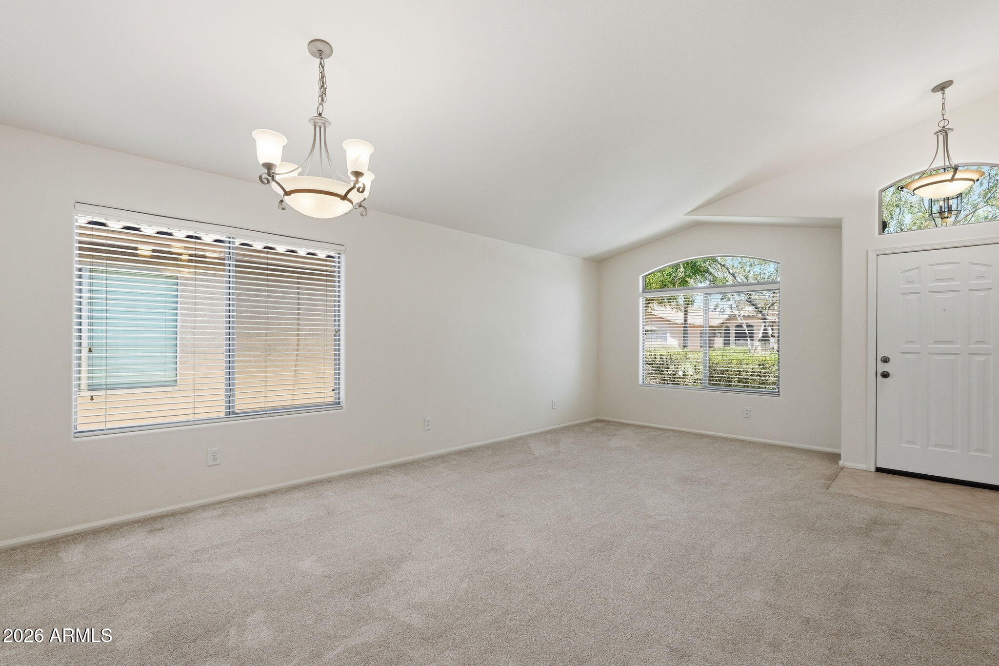 2427 W OBERLIN Way
