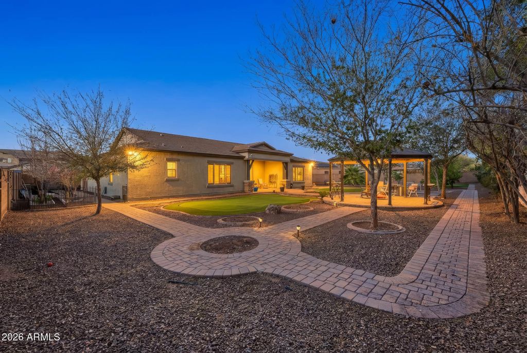 Photo of 3031 E Wildhorse Drive, Gilbert, AZ 85297 (MLS # 6987422)