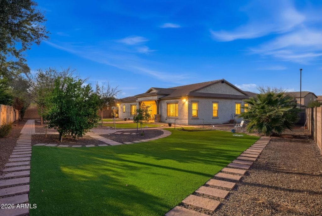 Photo of 3031 E Wildhorse Drive, Gilbert, AZ 85297 (MLS # 6987422)