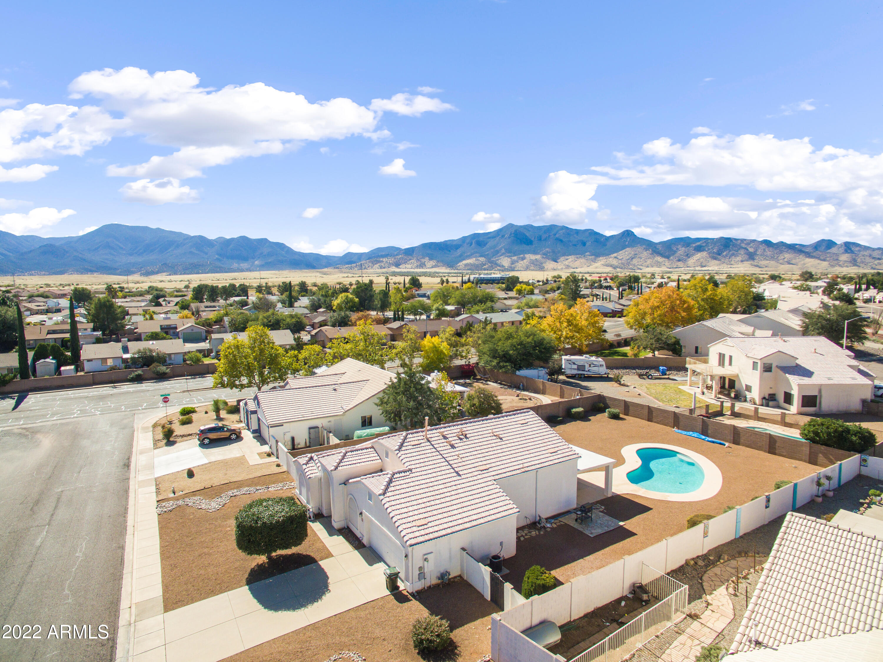 SUMMIT RIDGE - Residential