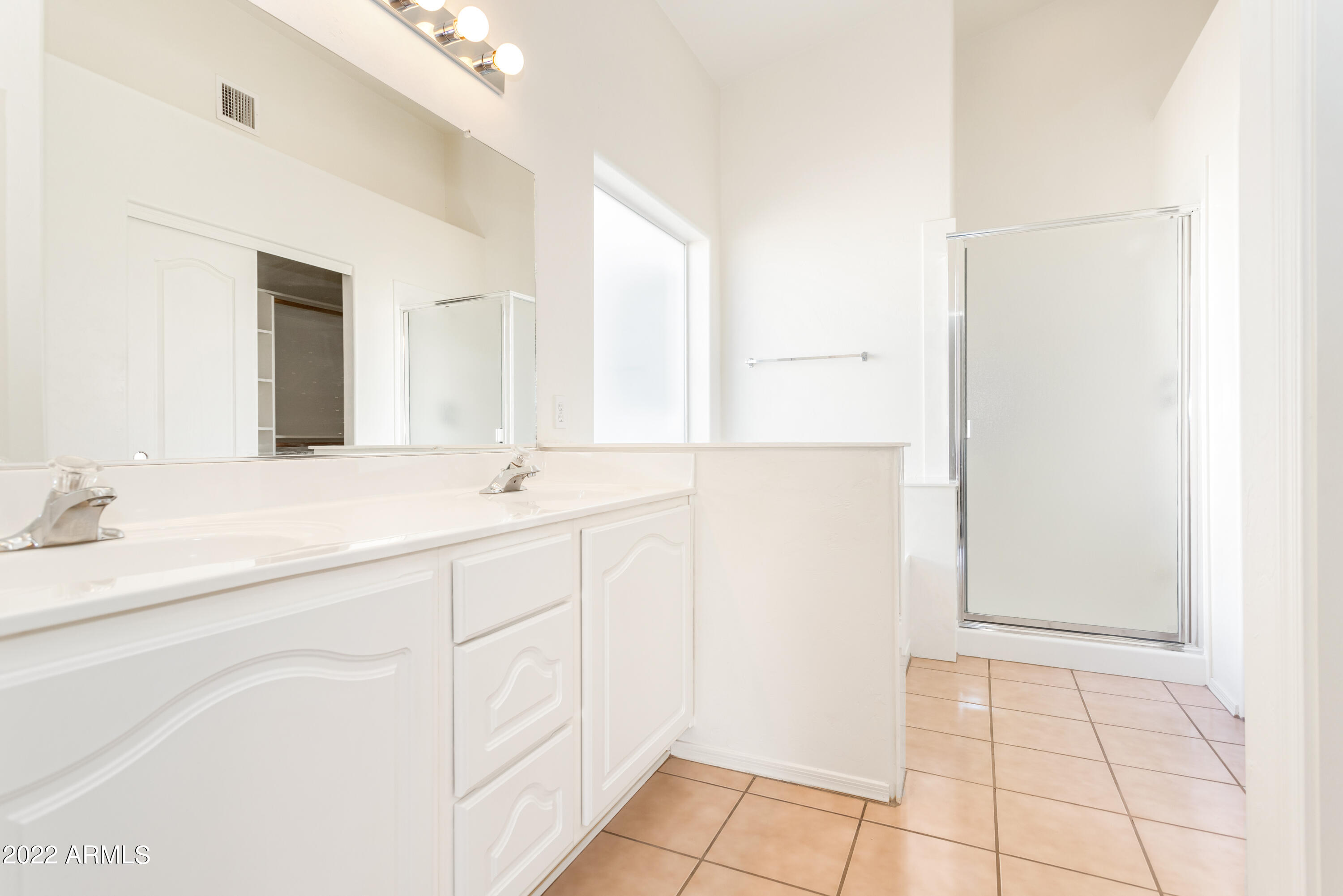 SUMMIT RIDGE - Residential