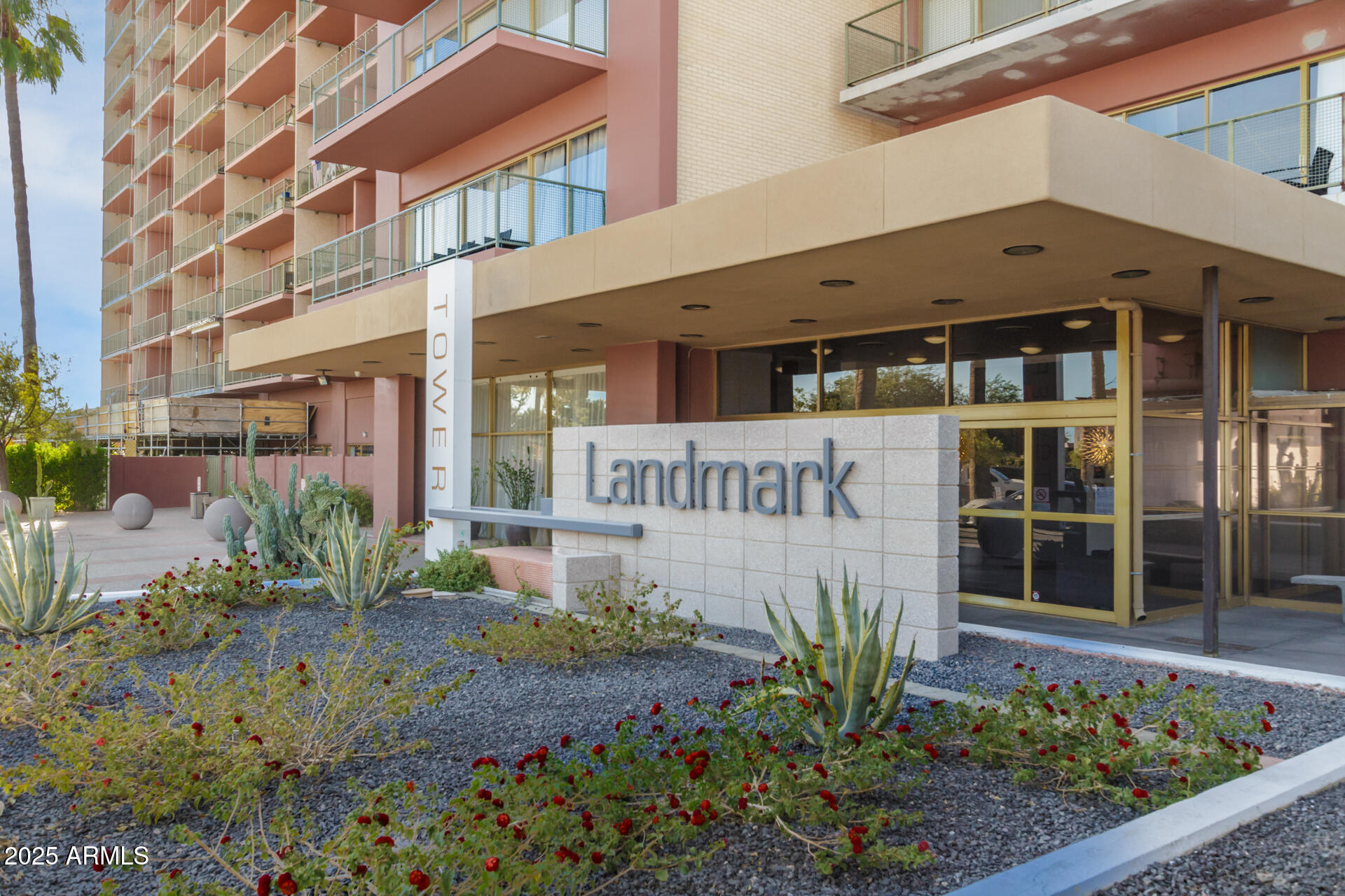 4750 N CENTRAL Avenue A1