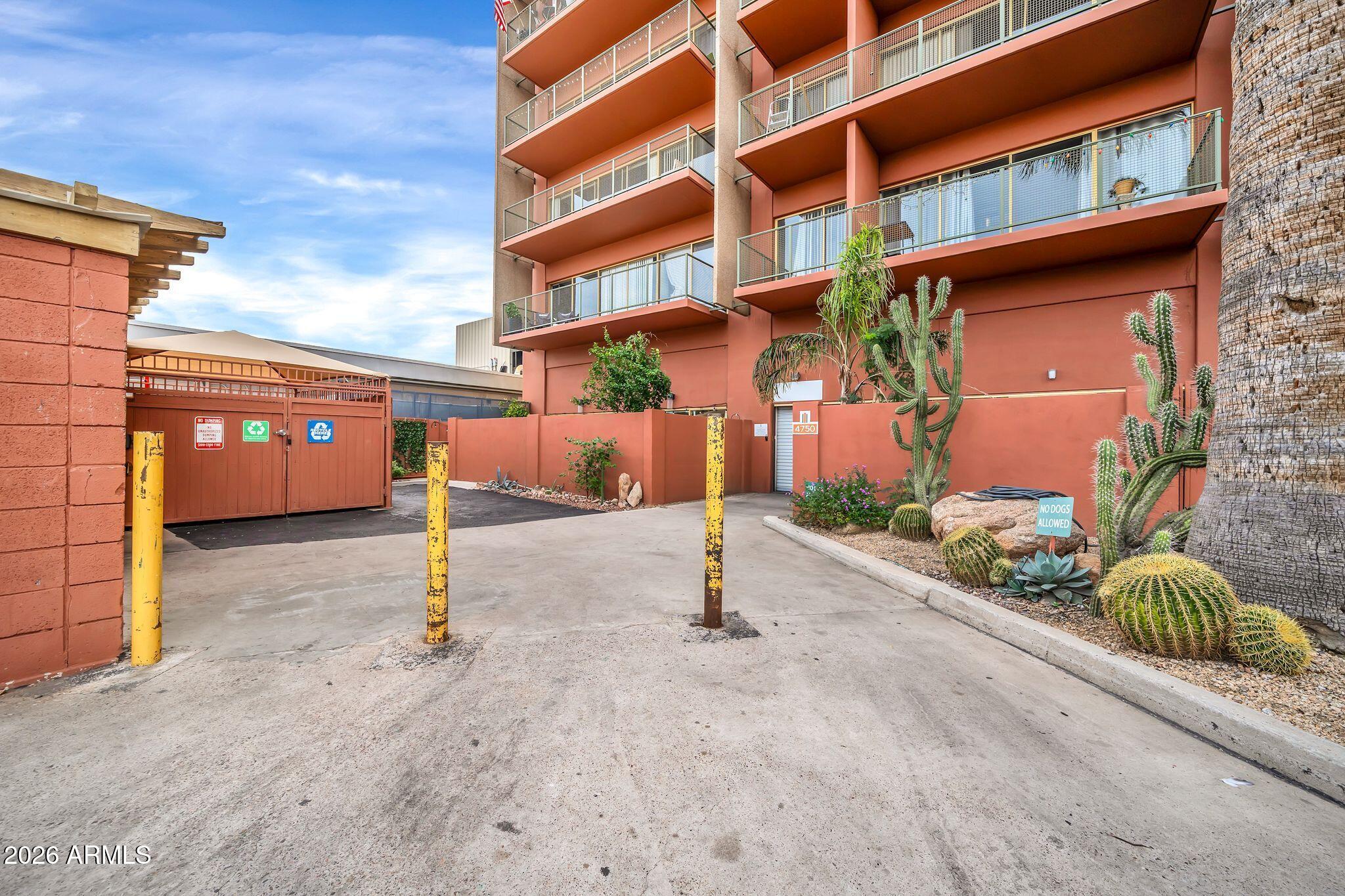 LANDMARK TOWERS CONDOMINIUM - Residential