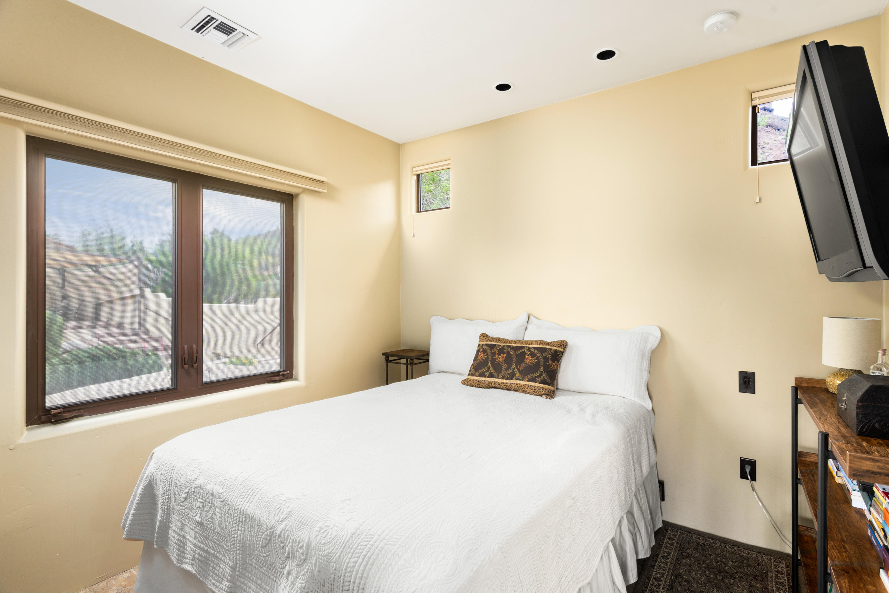 CAMELBACK RANCHOS - Residential