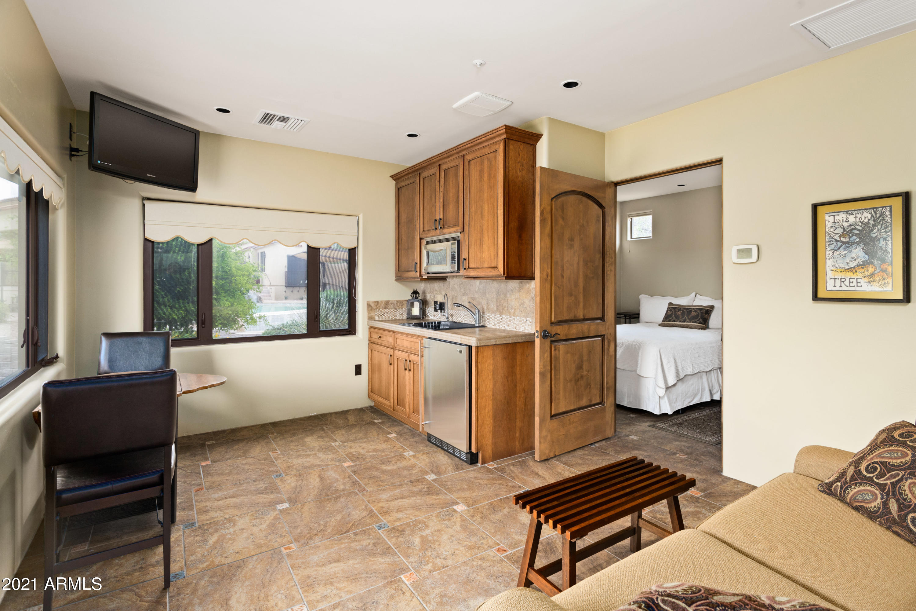 CAMELBACK RANCHOS - Residential