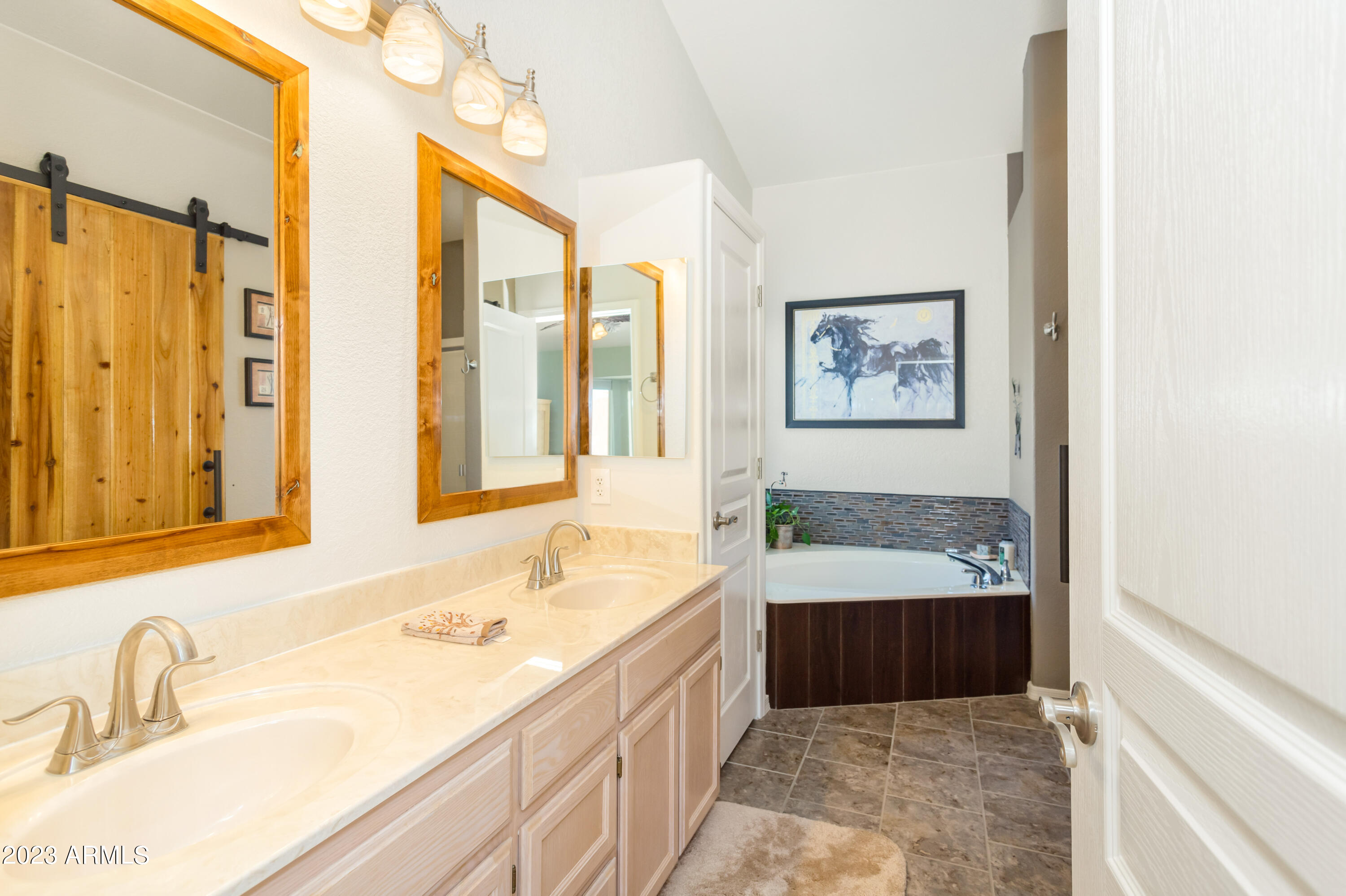 MOUNTAIN RIDGE PHASE 4 - Residential
