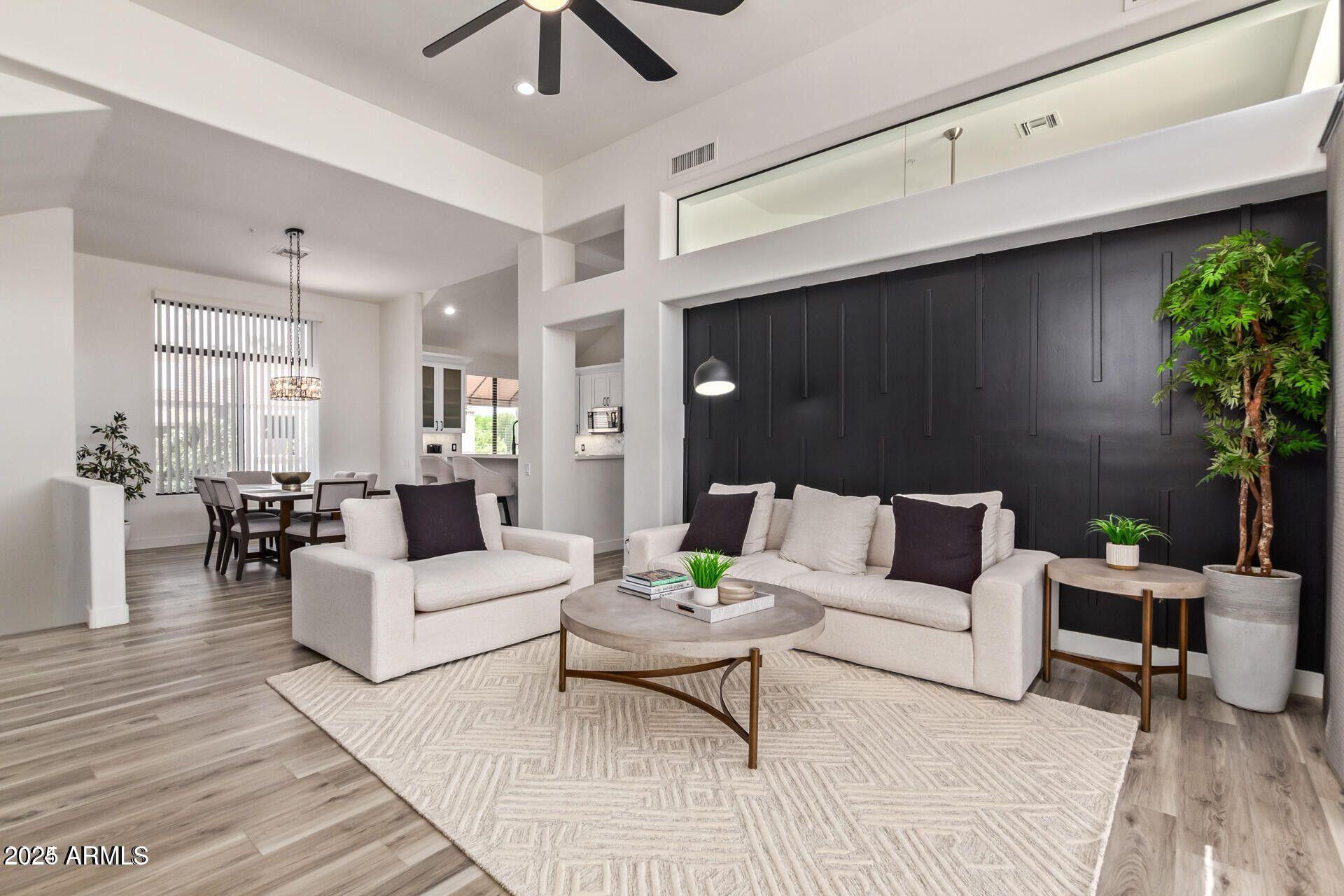 8989 N GAINEY CENTER Drive 231