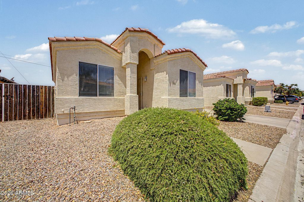 Photo of 62 N Warren Street, Mesa, AZ 85207 (MLS # 7031349)
