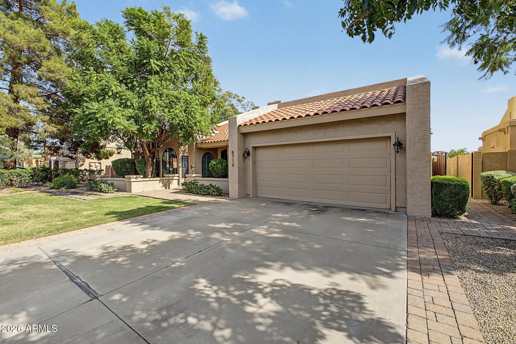 Photo of 8719 E San Victor Drive, Scottsdale, AZ 85258 (MLS # 7088378)