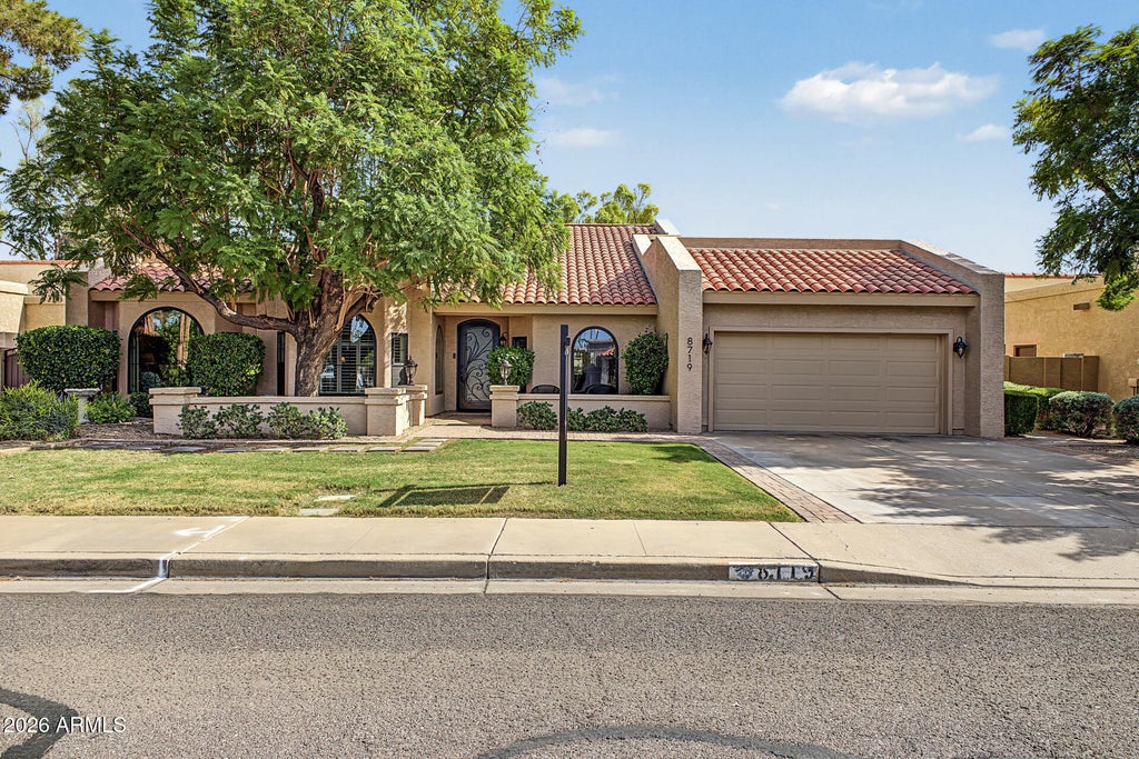 Photo of 8719 E San Victor Drive, Scottsdale, AZ 85258 (MLS # 7088378)