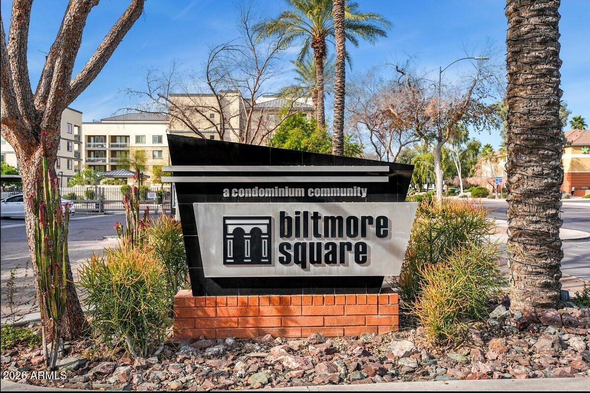 1701 E COLTER Street 333