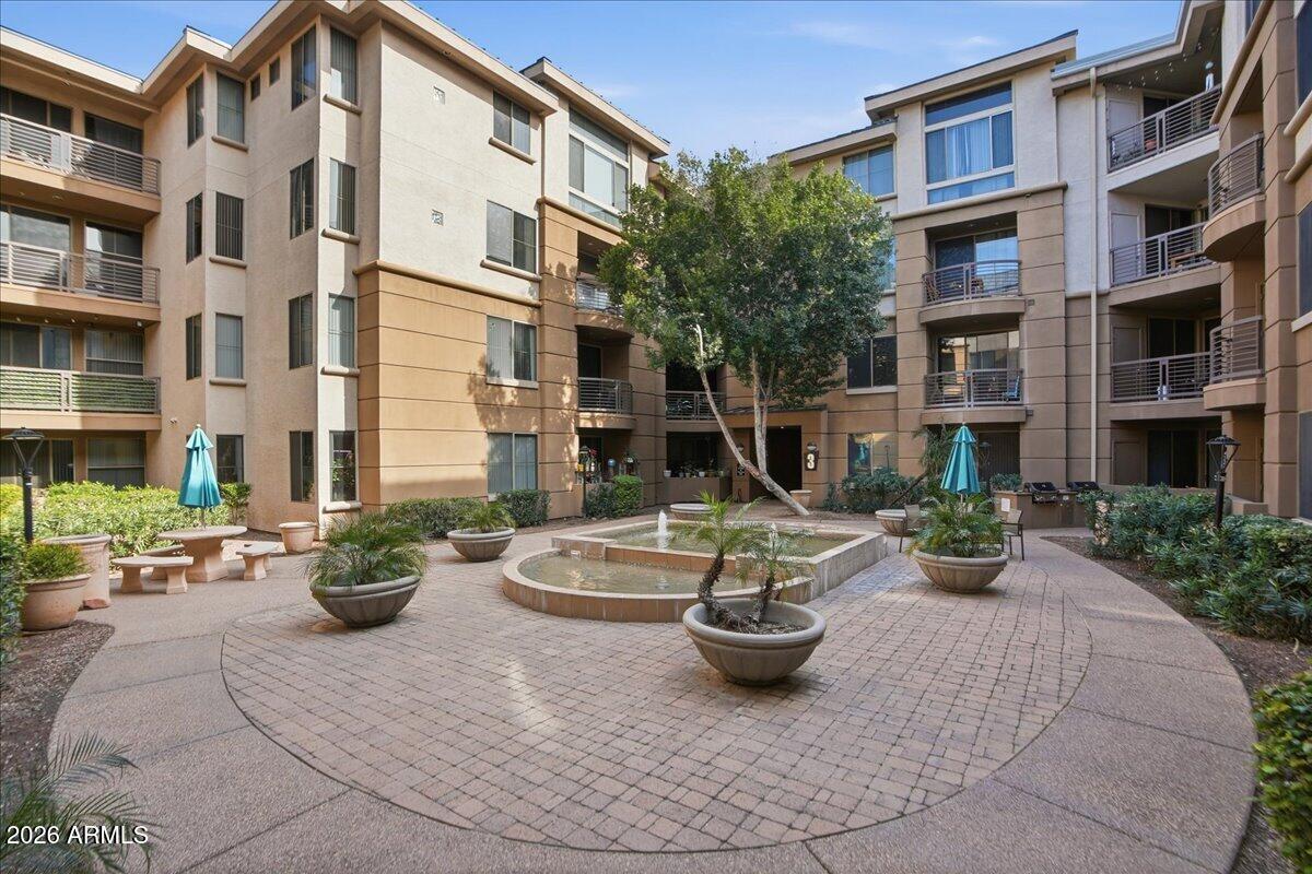 1701 E COLTER Street 333