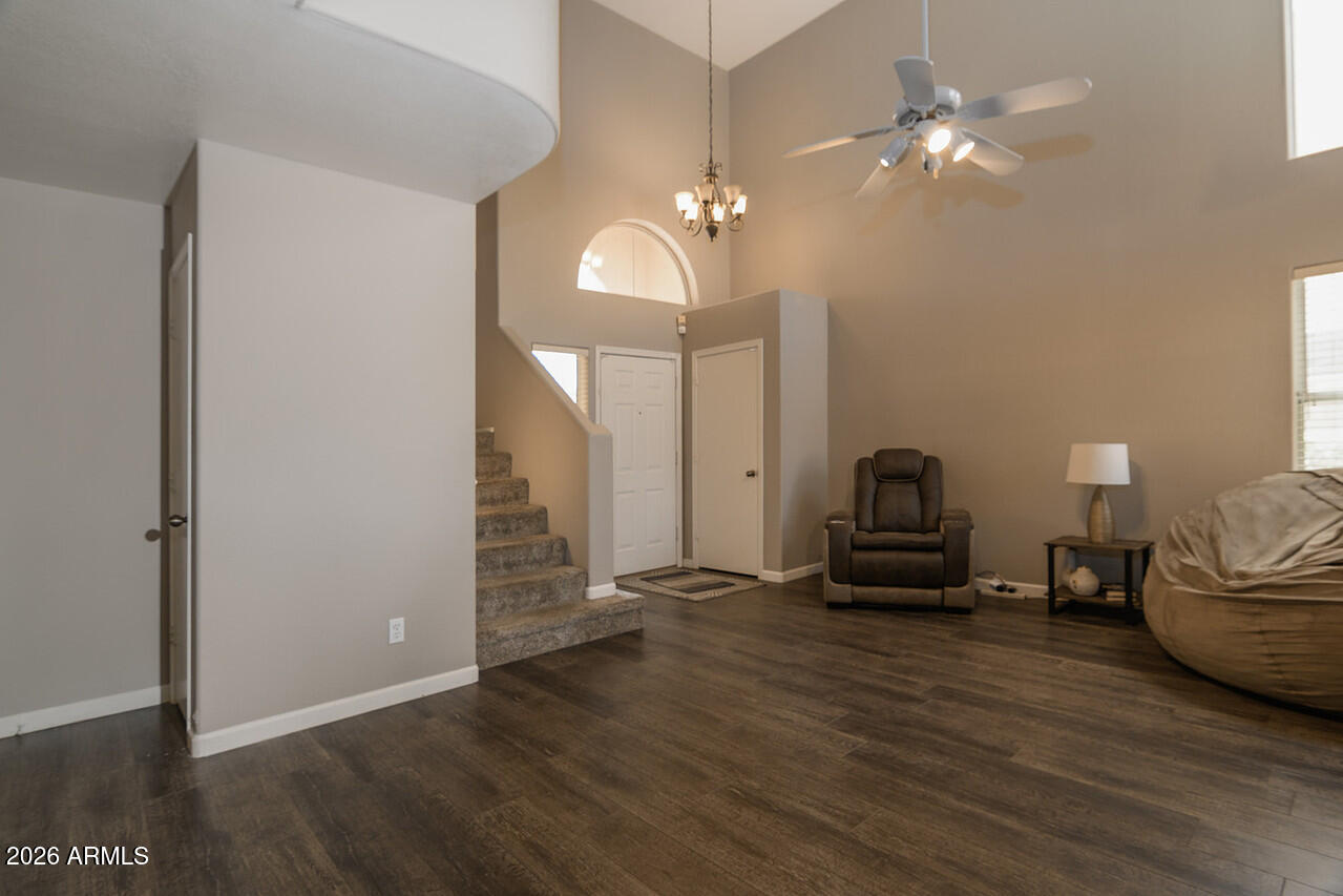 3230 E Altadena Avenue