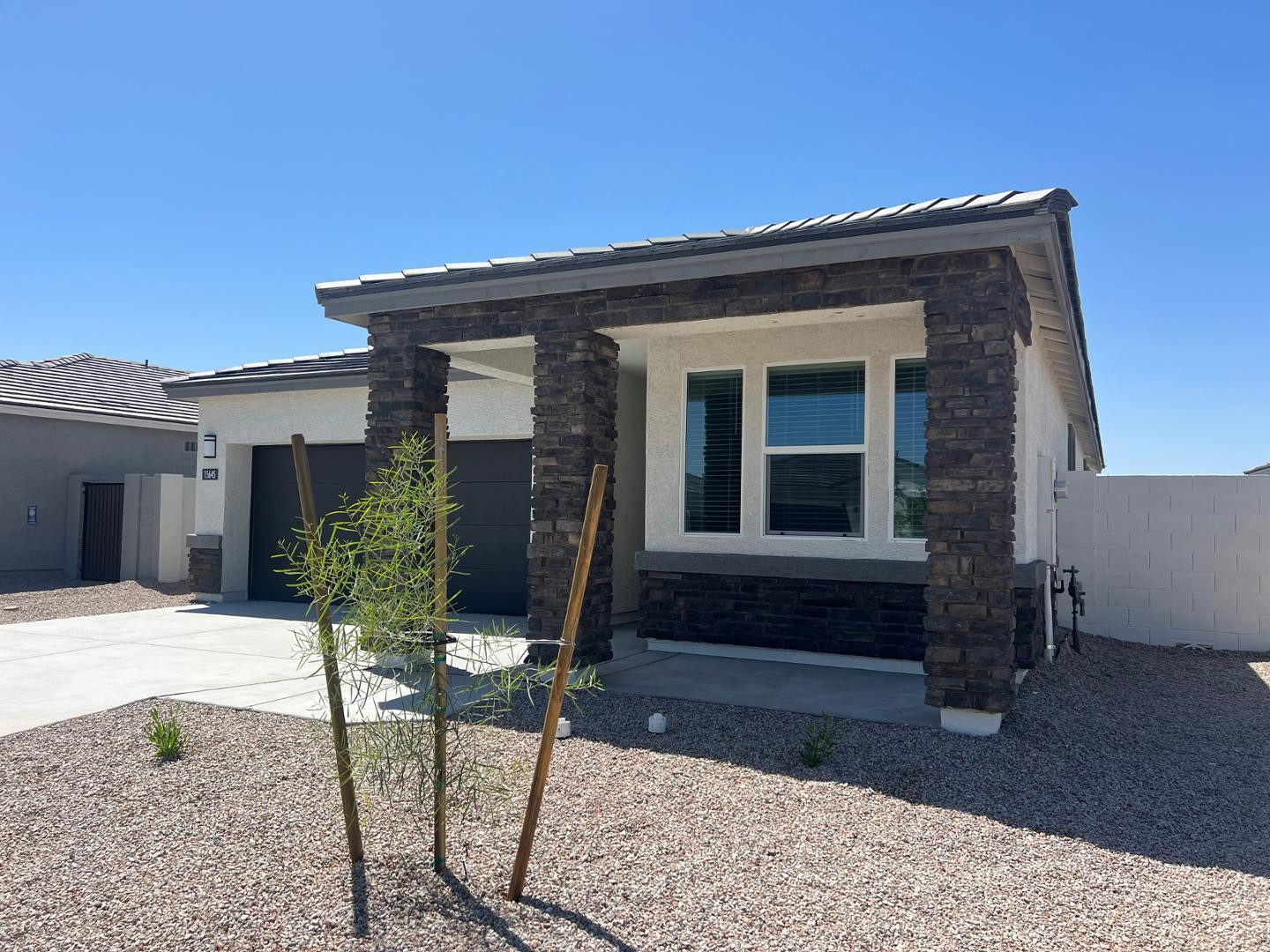 15645 W Desert Hollow Drive