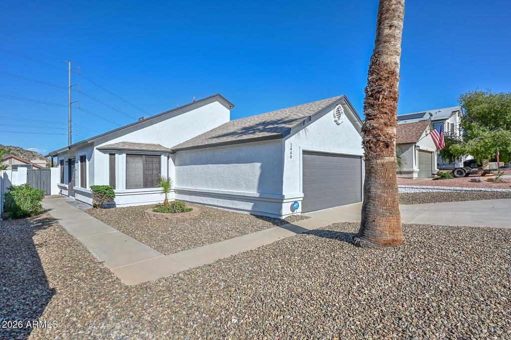 Photo of 1440 E Renee Drive, Phoenix, AZ 85024 (MLS # 7092527)