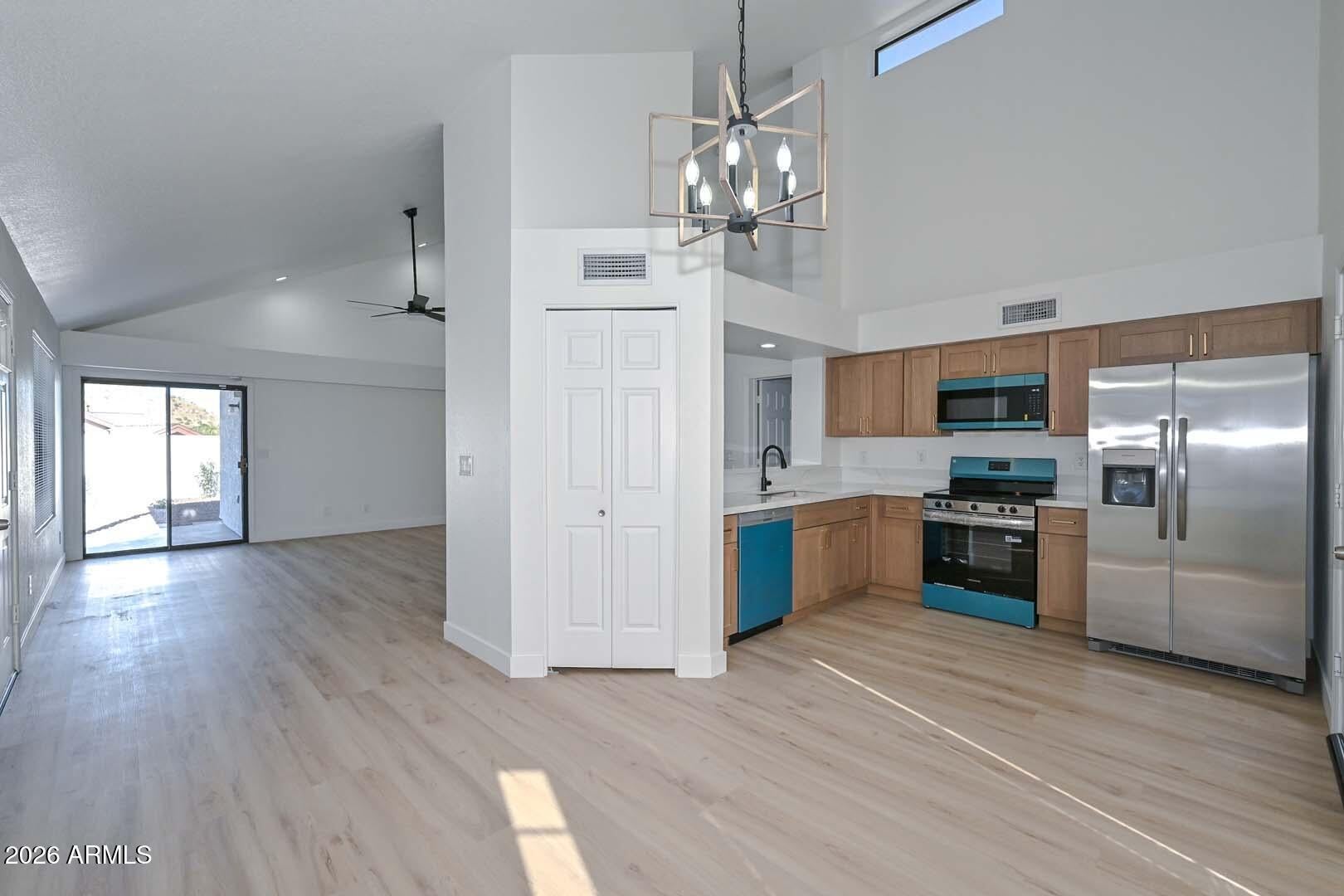 1440 E RENEE Drive