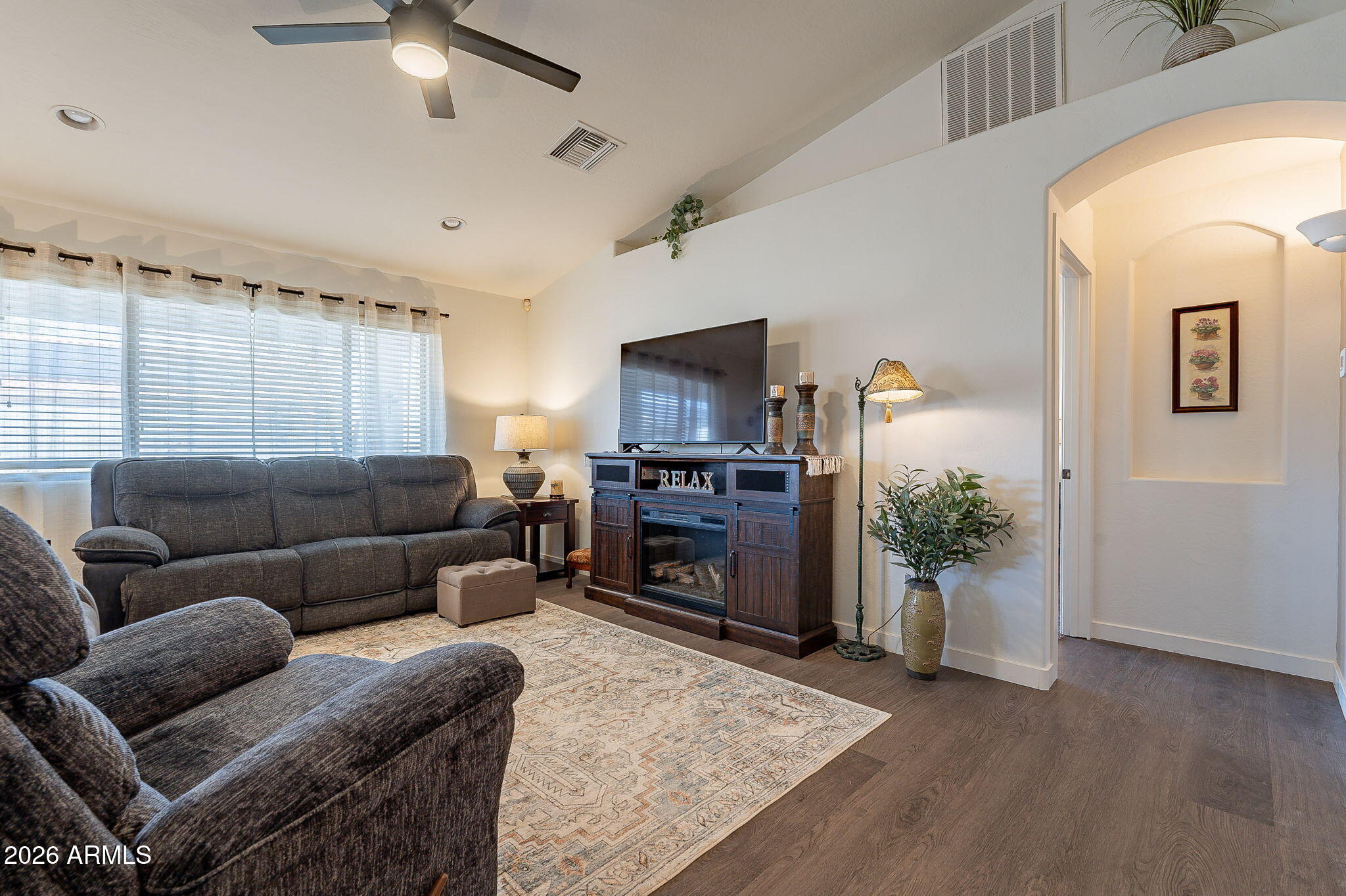 960 W INCA Drive