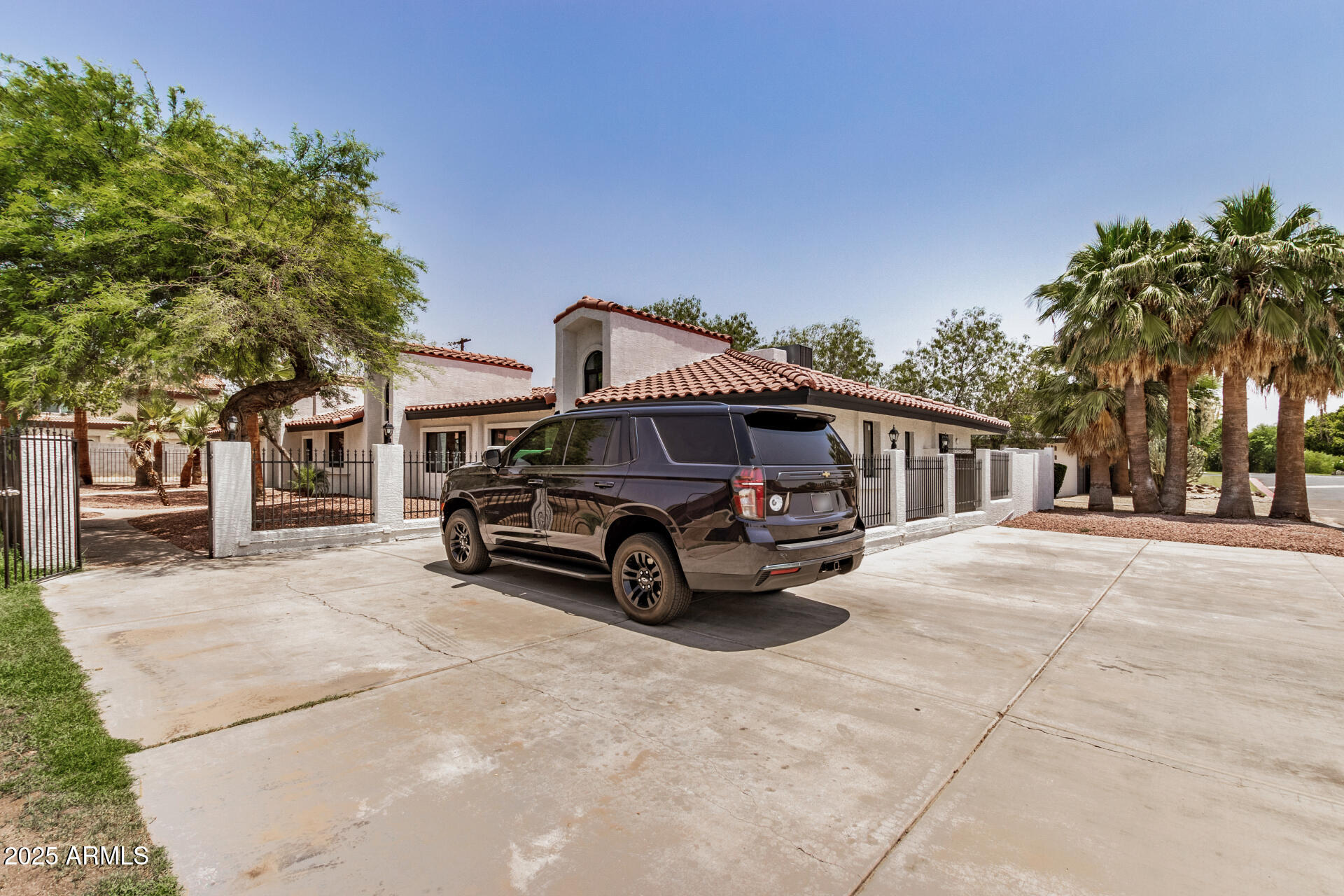 Homes 3 7826 E HEATHERBRAE Avenue