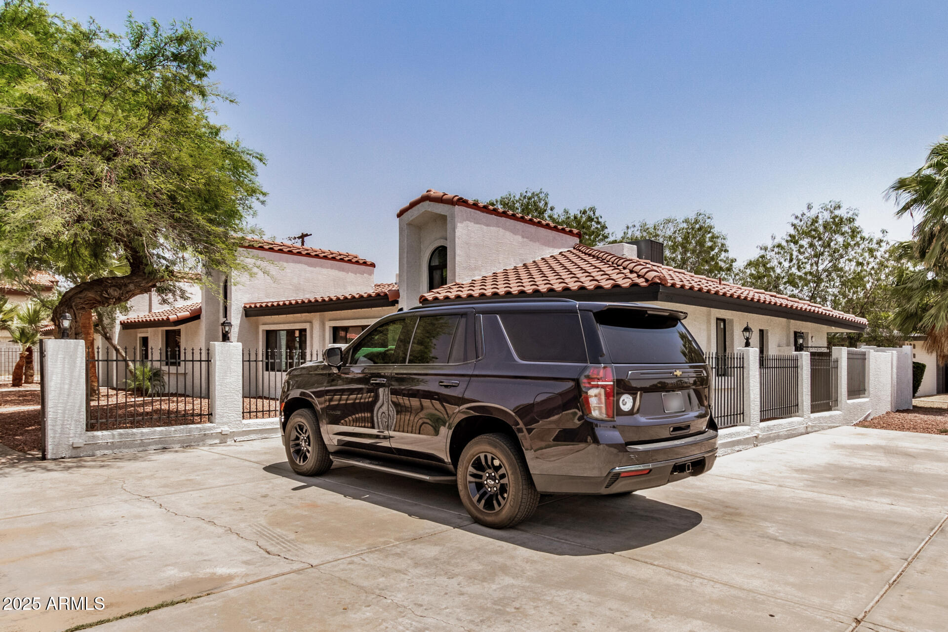 Homes 2 7826 E HEATHERBRAE Avenue