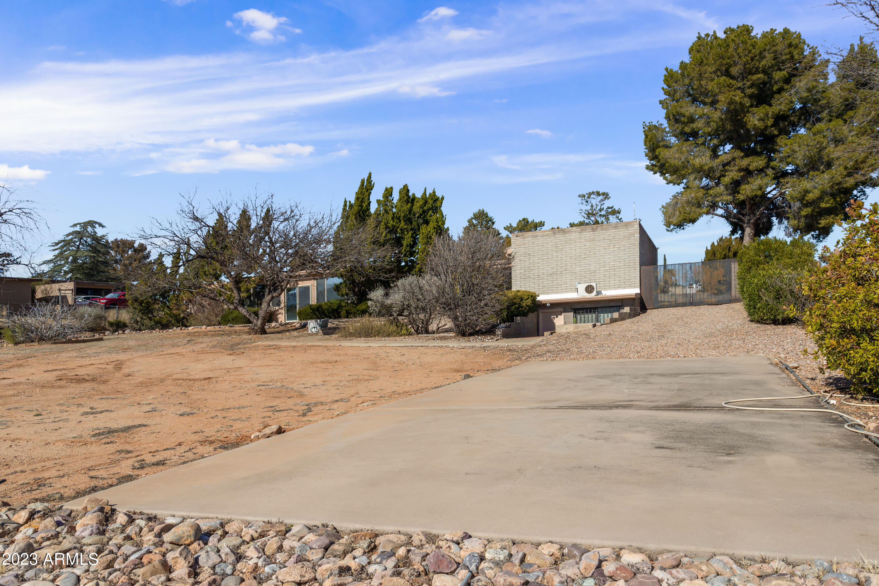 VILLAGE MEADOWS ESTATES - Residential