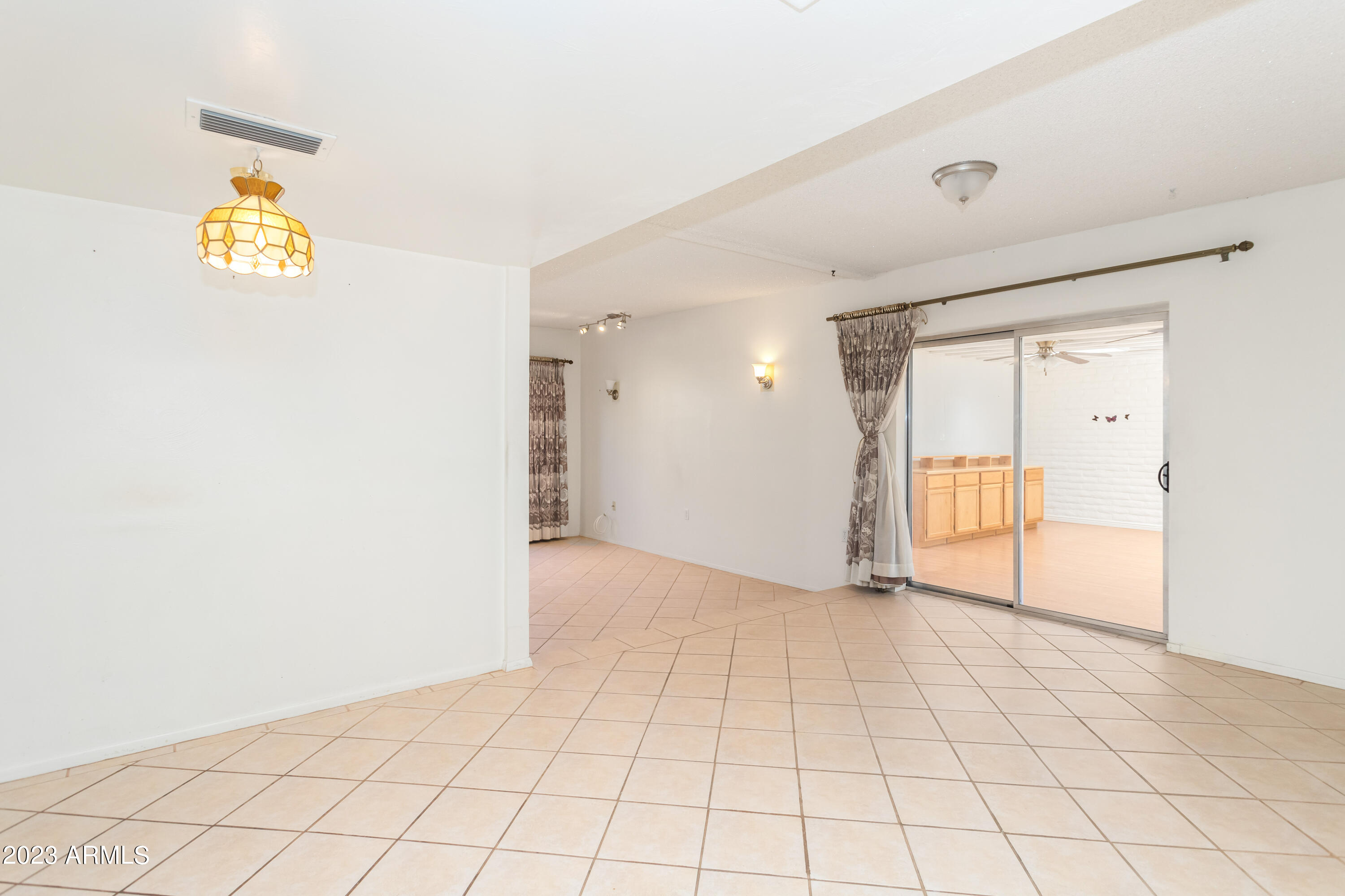 VILLAGE MEADOWS ESTATES - Residential