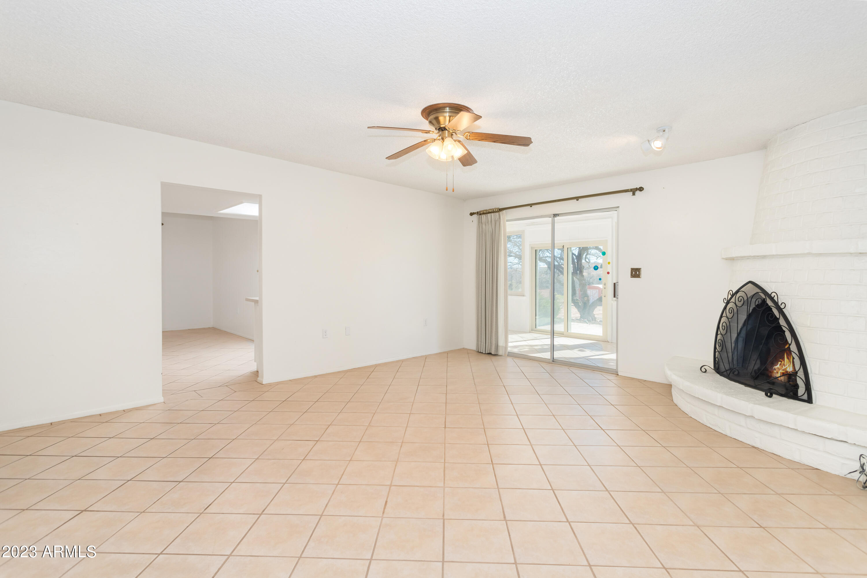 VILLAGE MEADOWS ESTATES - Residential