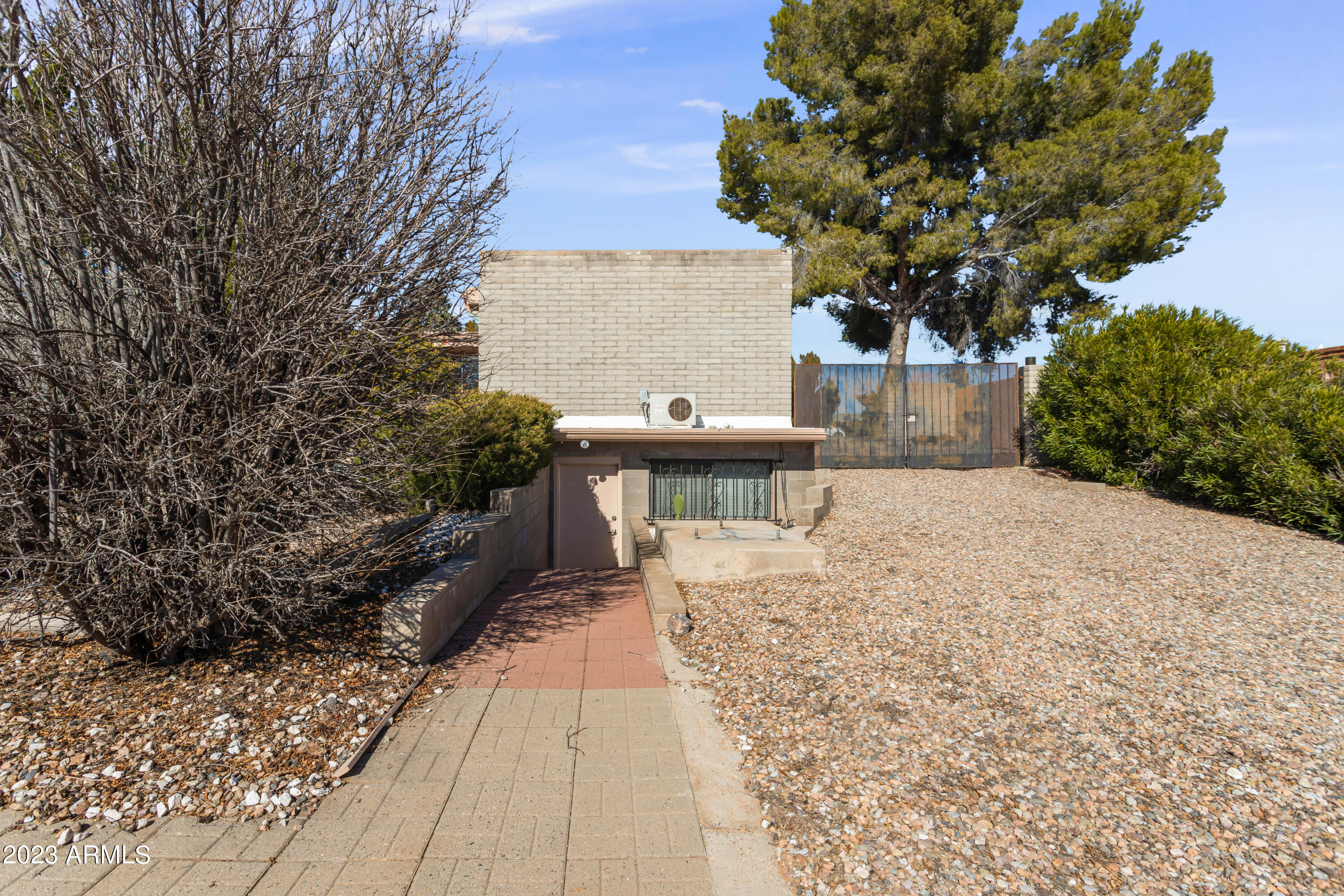 VILLAGE MEADOWS ESTATES - Residential