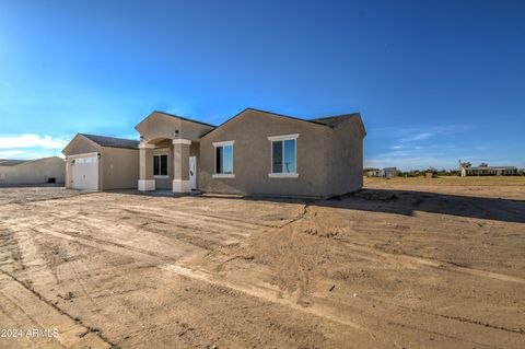 A home in Tonopah