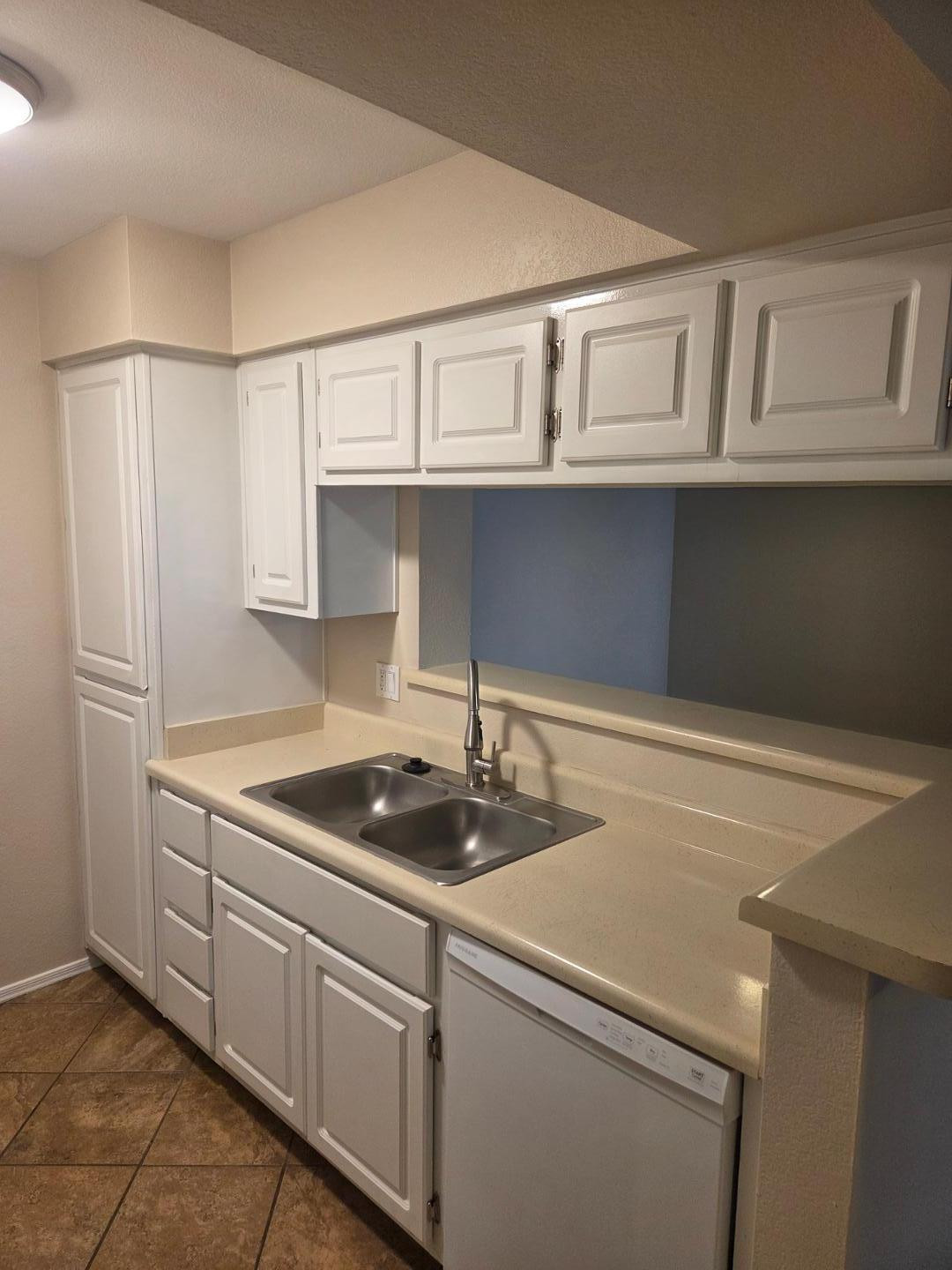2025 E Campbell Avenue Unit 241