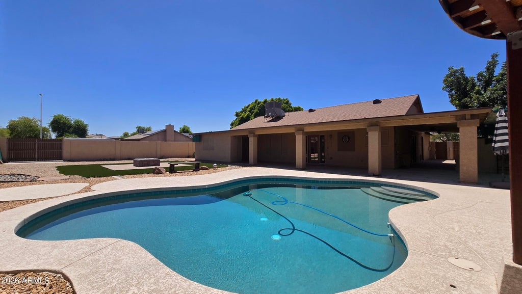 Photo of 8002 W Maryland Avenue, Glendale, AZ 85303 (MLS # 7047149)