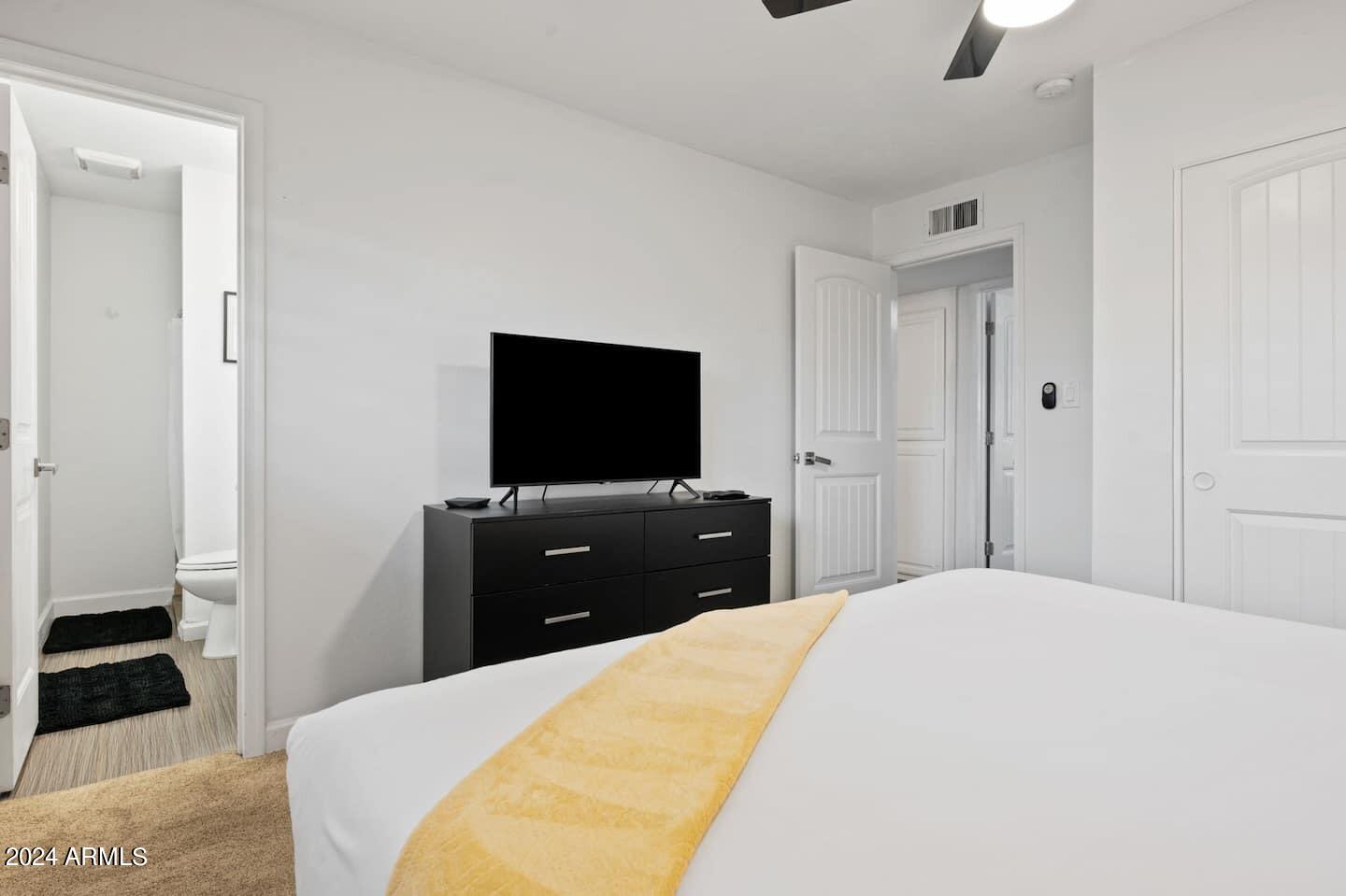 Scottsdale, Arizona 85251, United States, 4 Bedrooms Bedrooms, ,3 BathroomsBathrooms,Residential,Active,94499