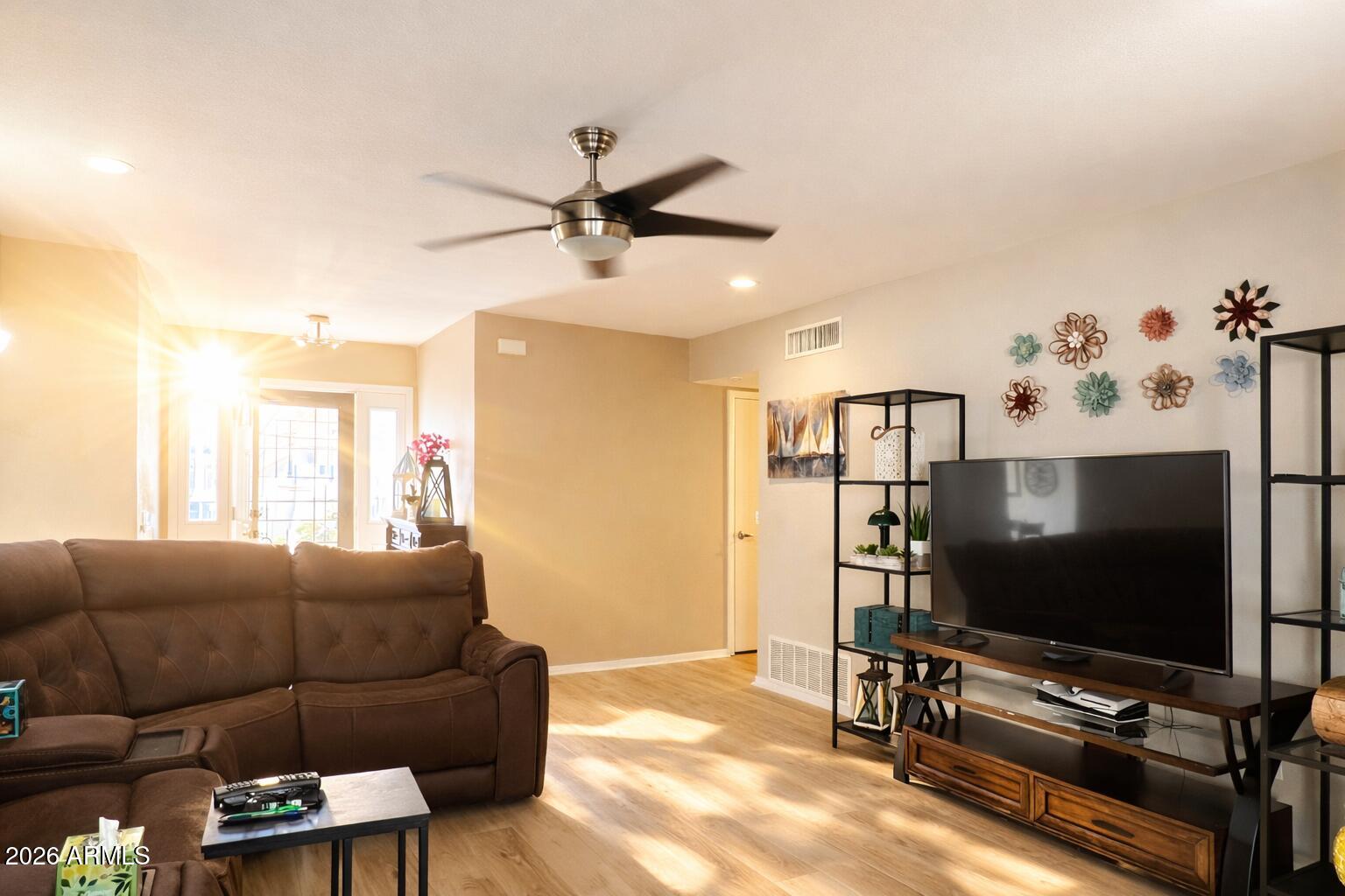 1508 E WEATHERVANE Lane